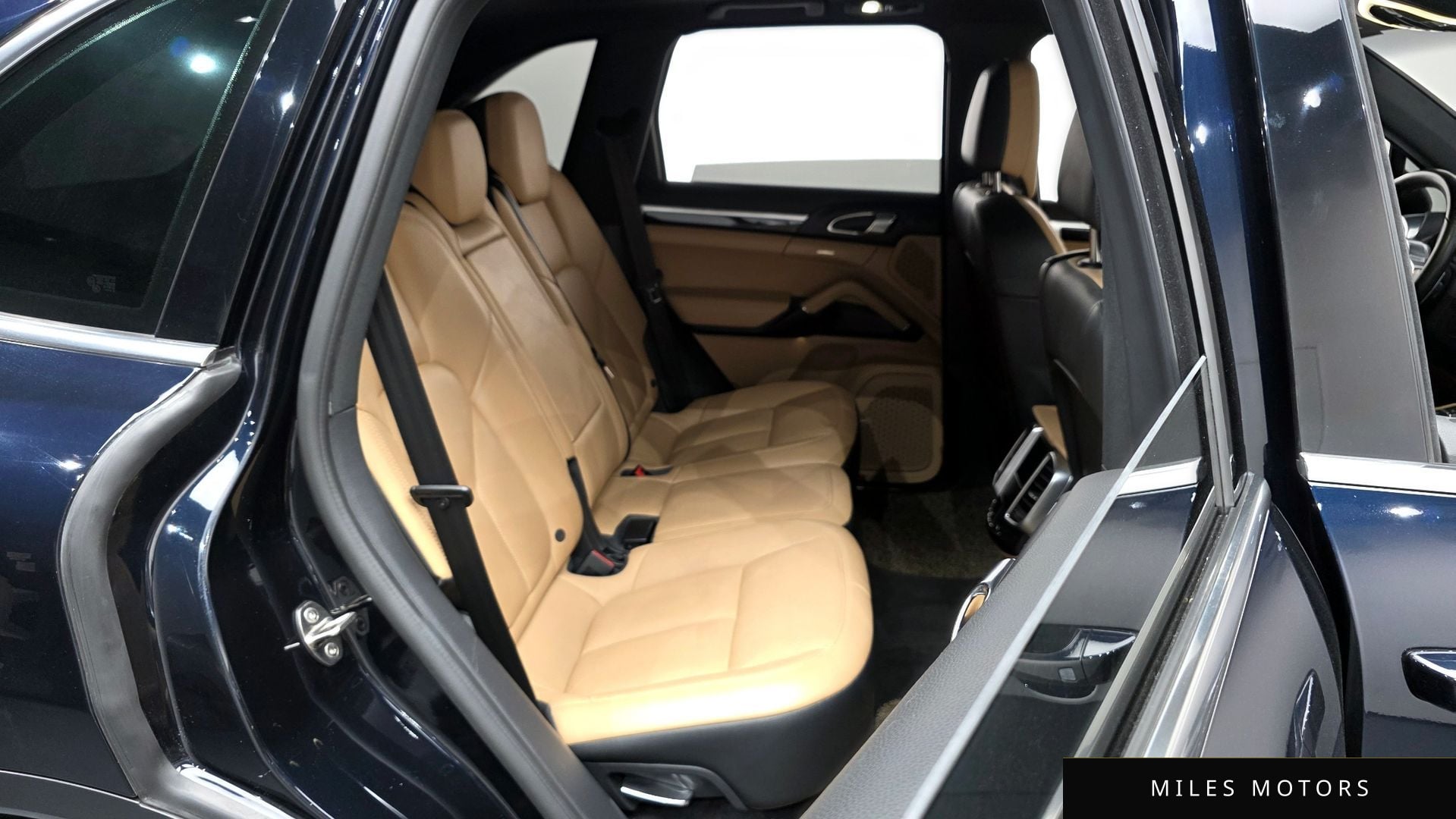 Porsche Cayenne 2016 — миниатюра 11