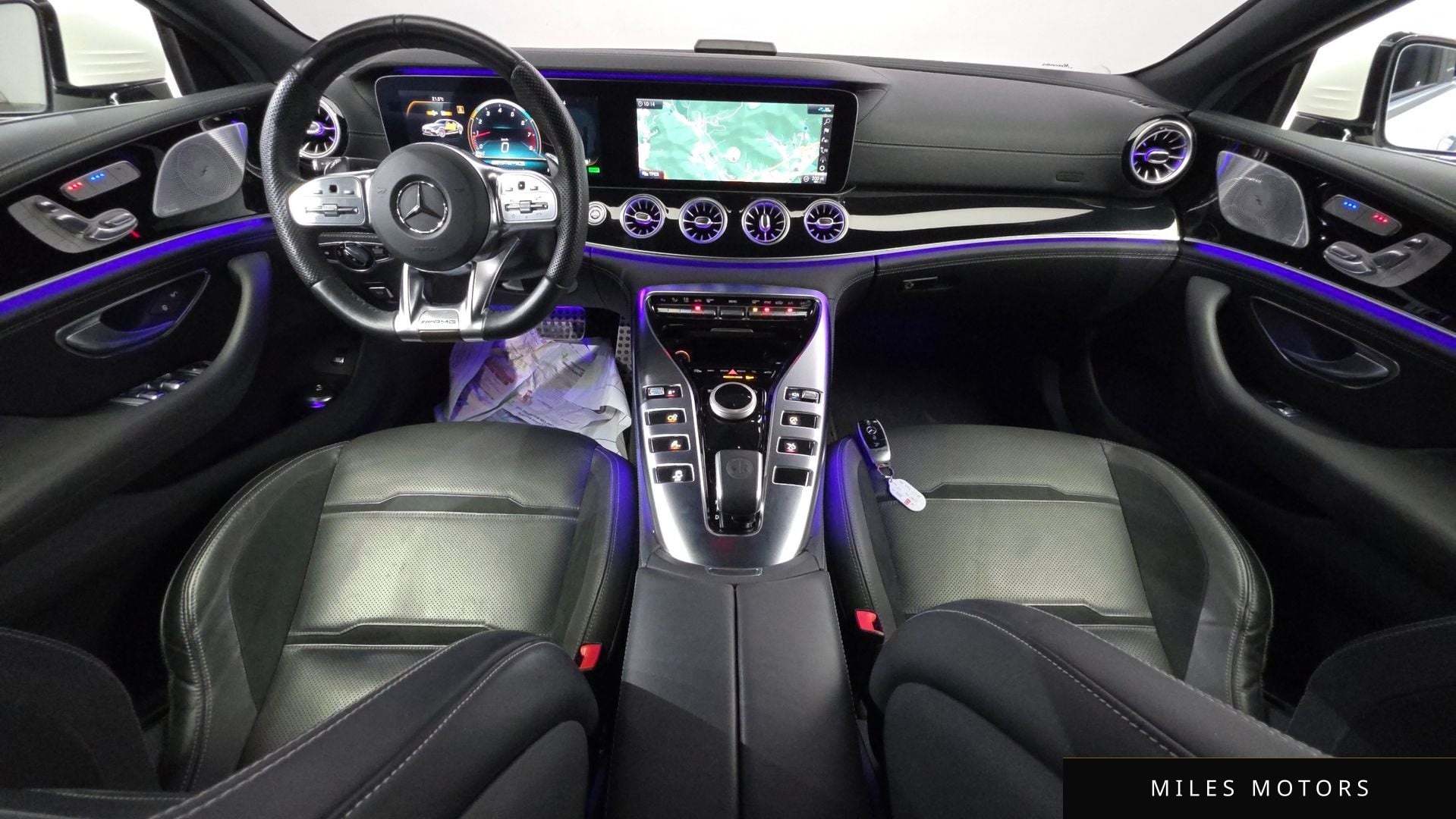 Mercedes-Benz AMG GT 2020 — миниатюра 10