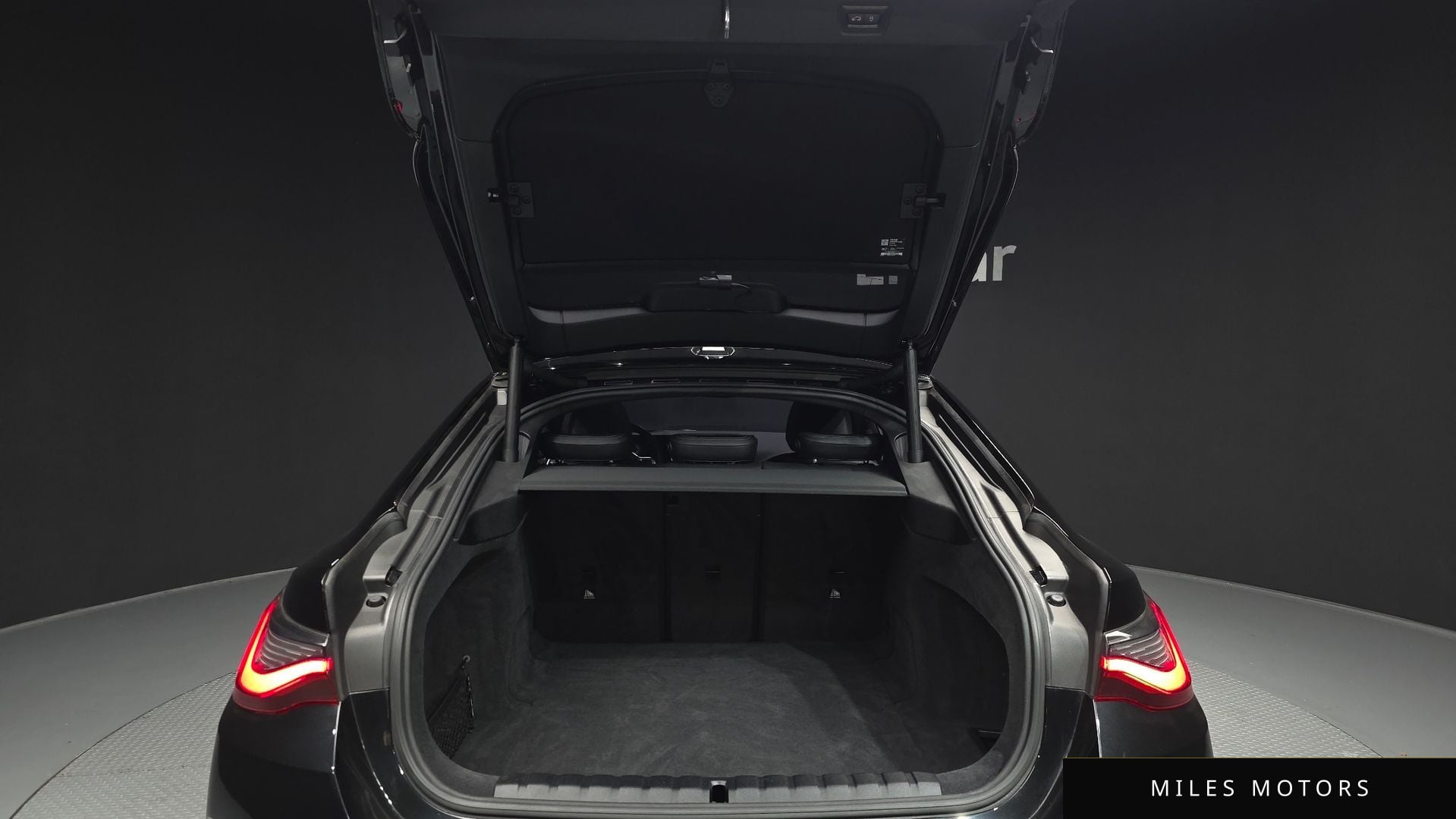 BMW i4 2024 — миниатюра 26