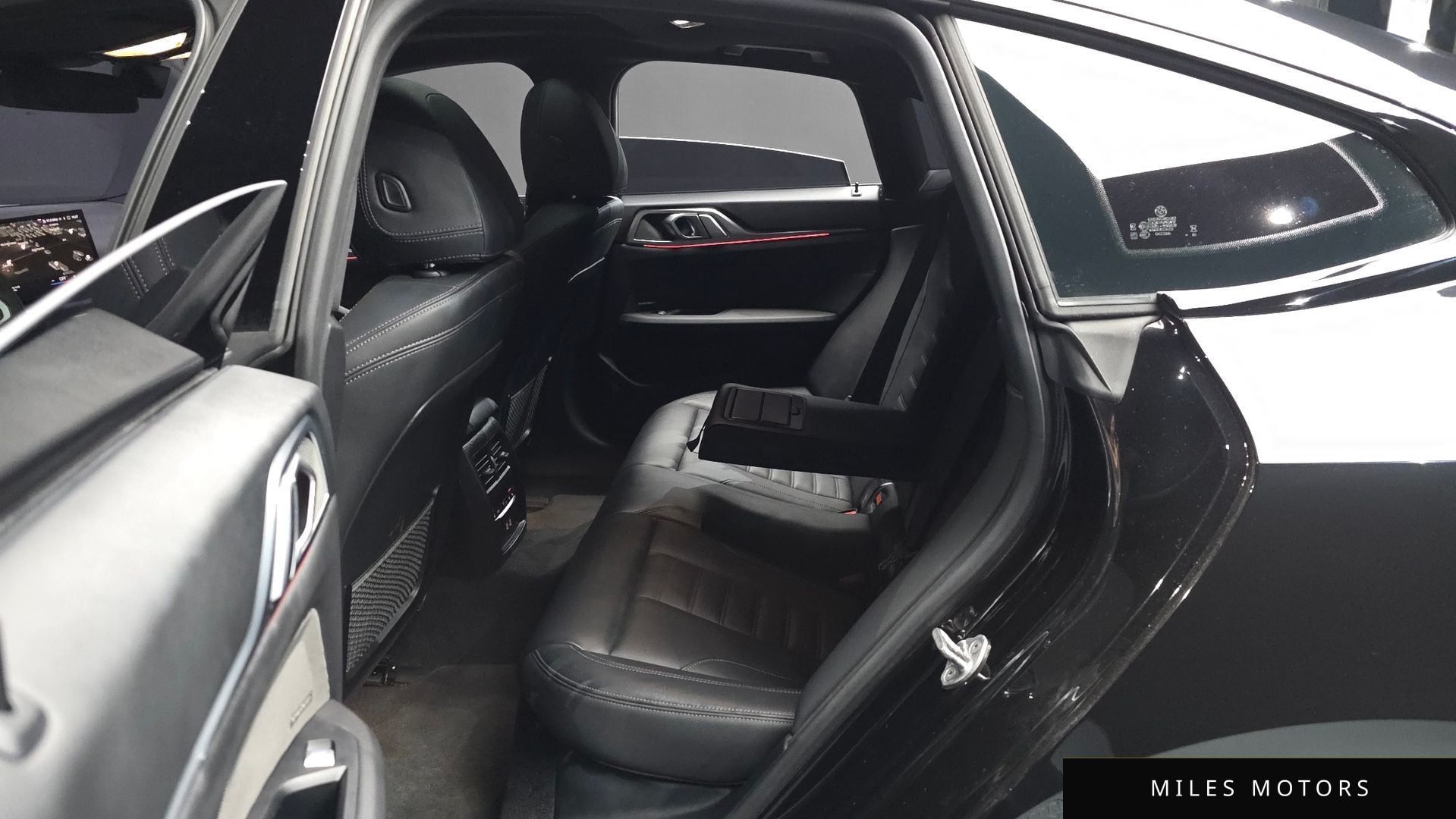 BMW i4 2024 — миниатюра 16
