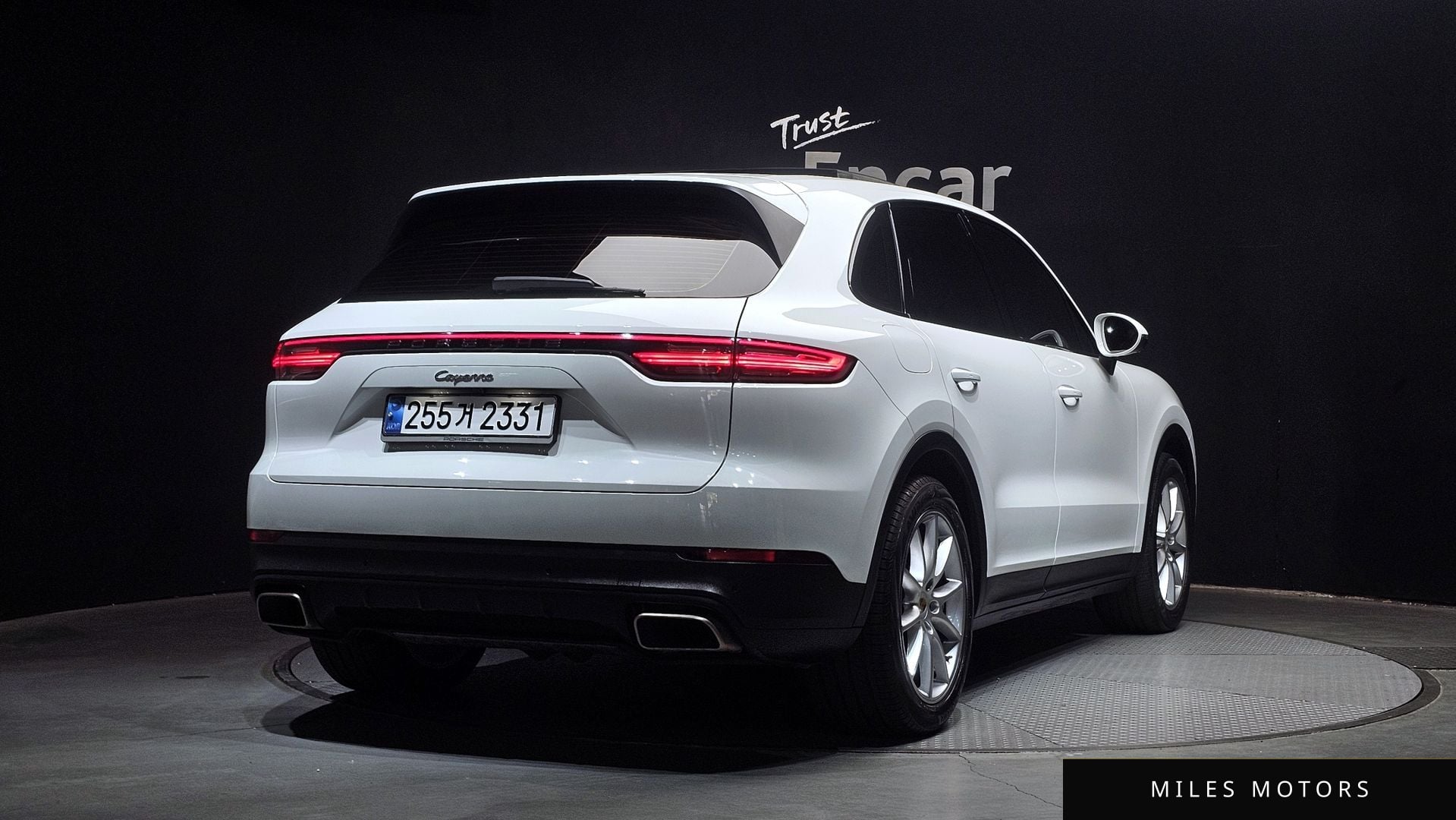 Porsche Cayenne 2020 — миниатюра 2