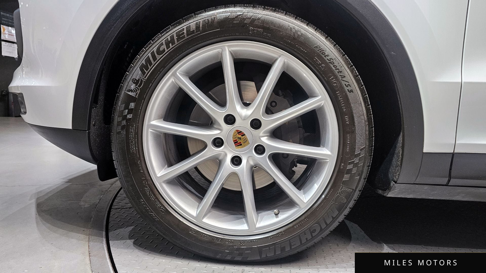 Porsche Cayenne 2020 — миниатюра 5