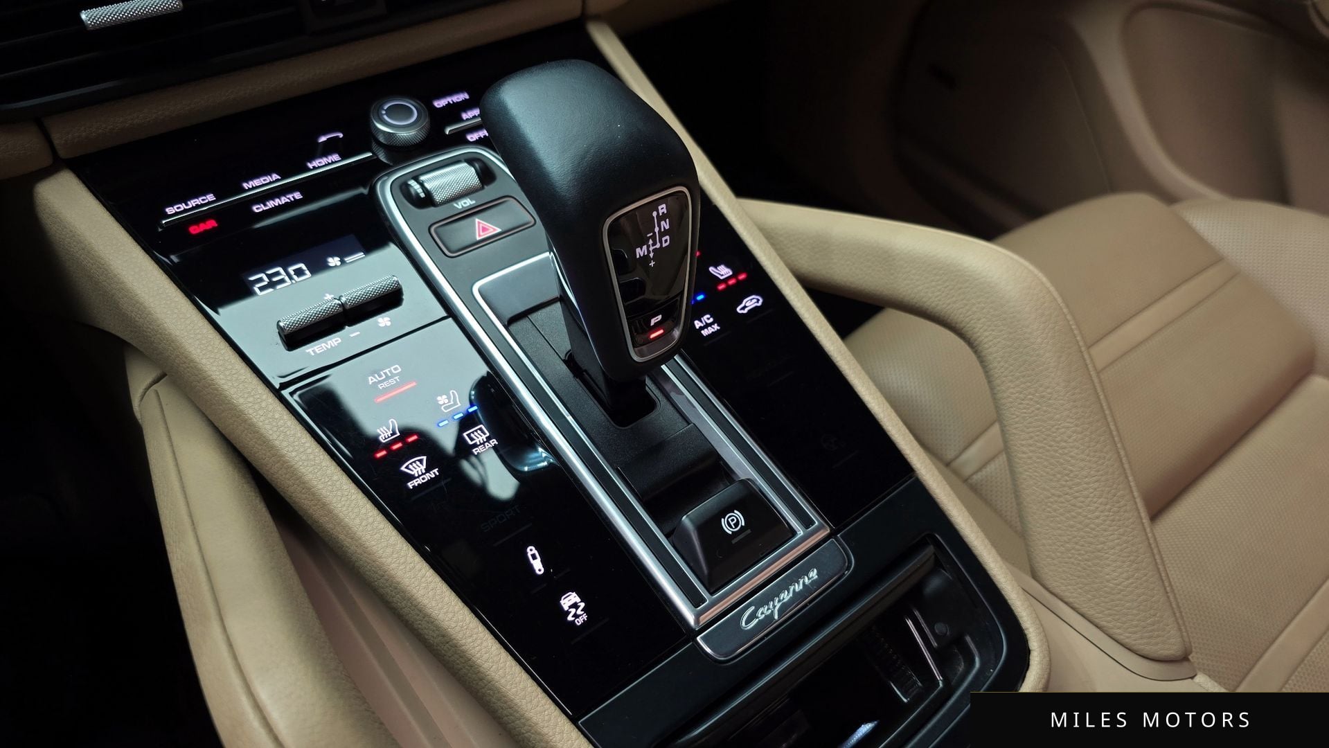 Porsche Cayenne 2020 — миниатюра 12