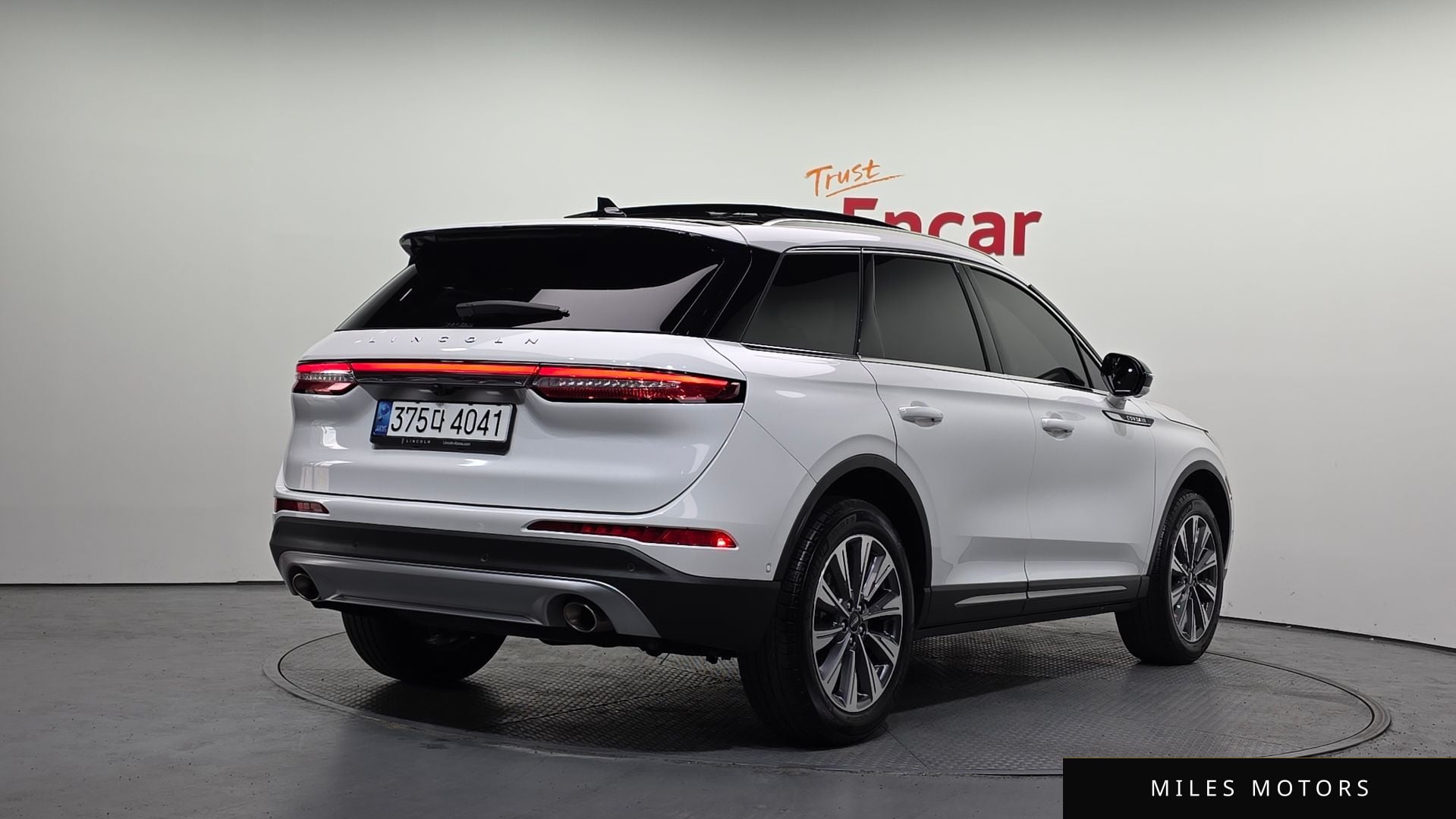 Lincoln Corsair 2022 — миниатюра 2