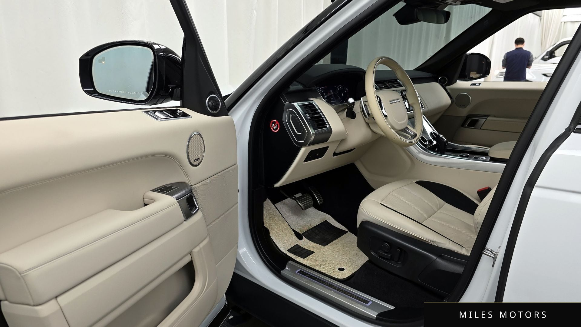 Land Rover Range Rover Sport 2022 — миниатюра 13