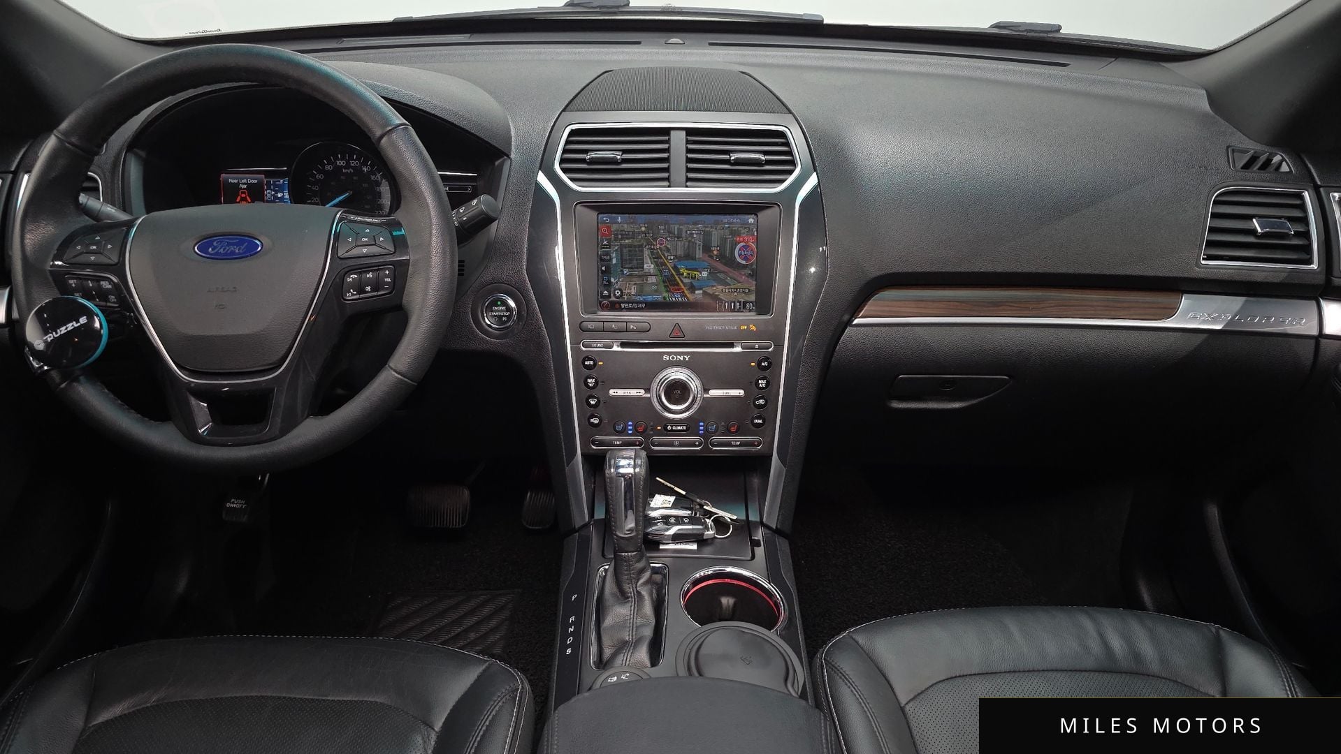 Ford Explorer 2017 — миниатюра 10