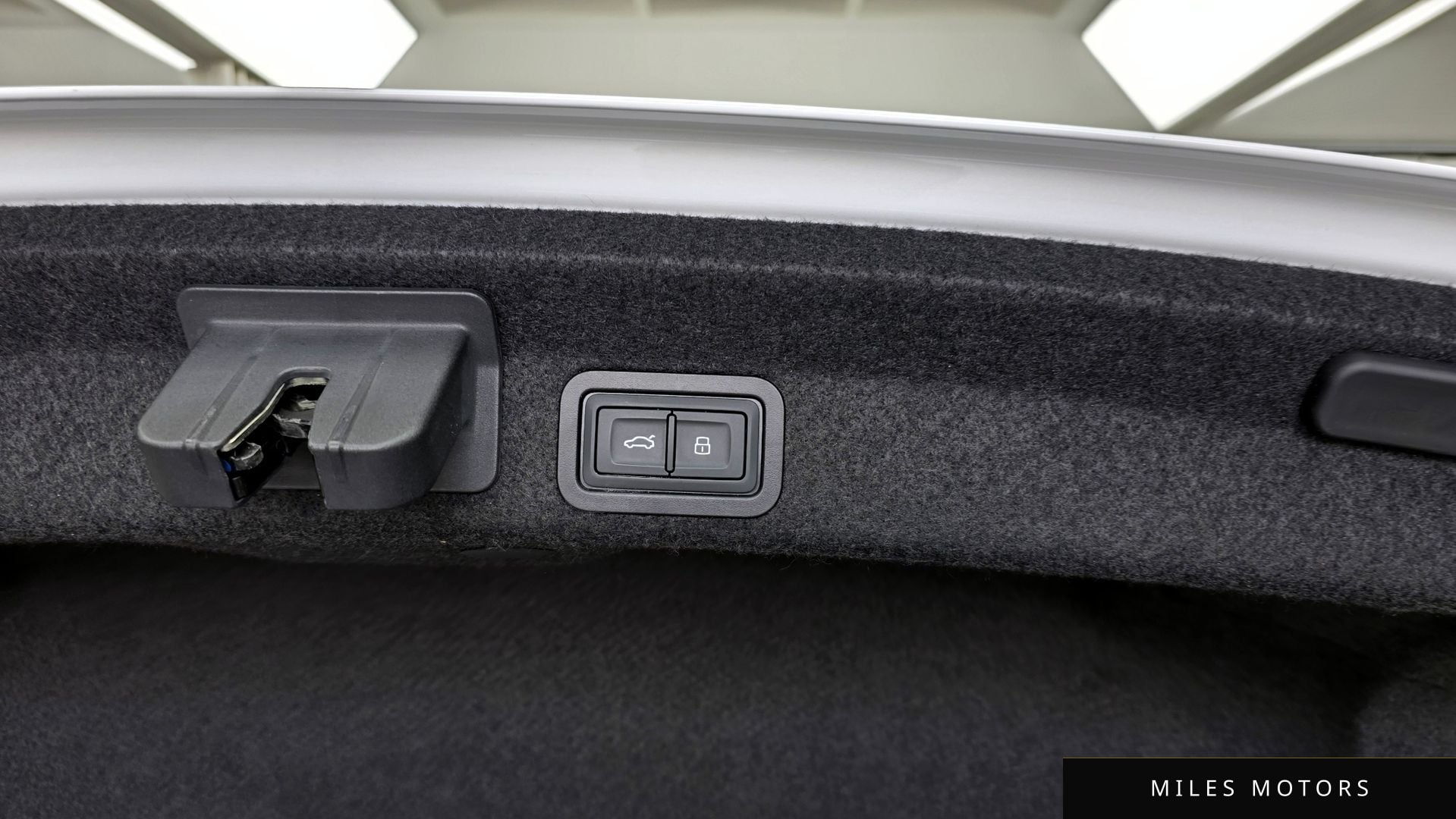 Audi A6 (C8) 2020 — миниатюра 33