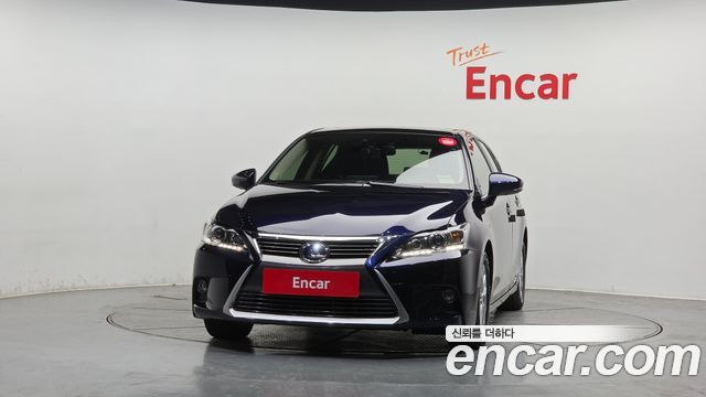 Лексус CT200h 2017 — миниатюра 3