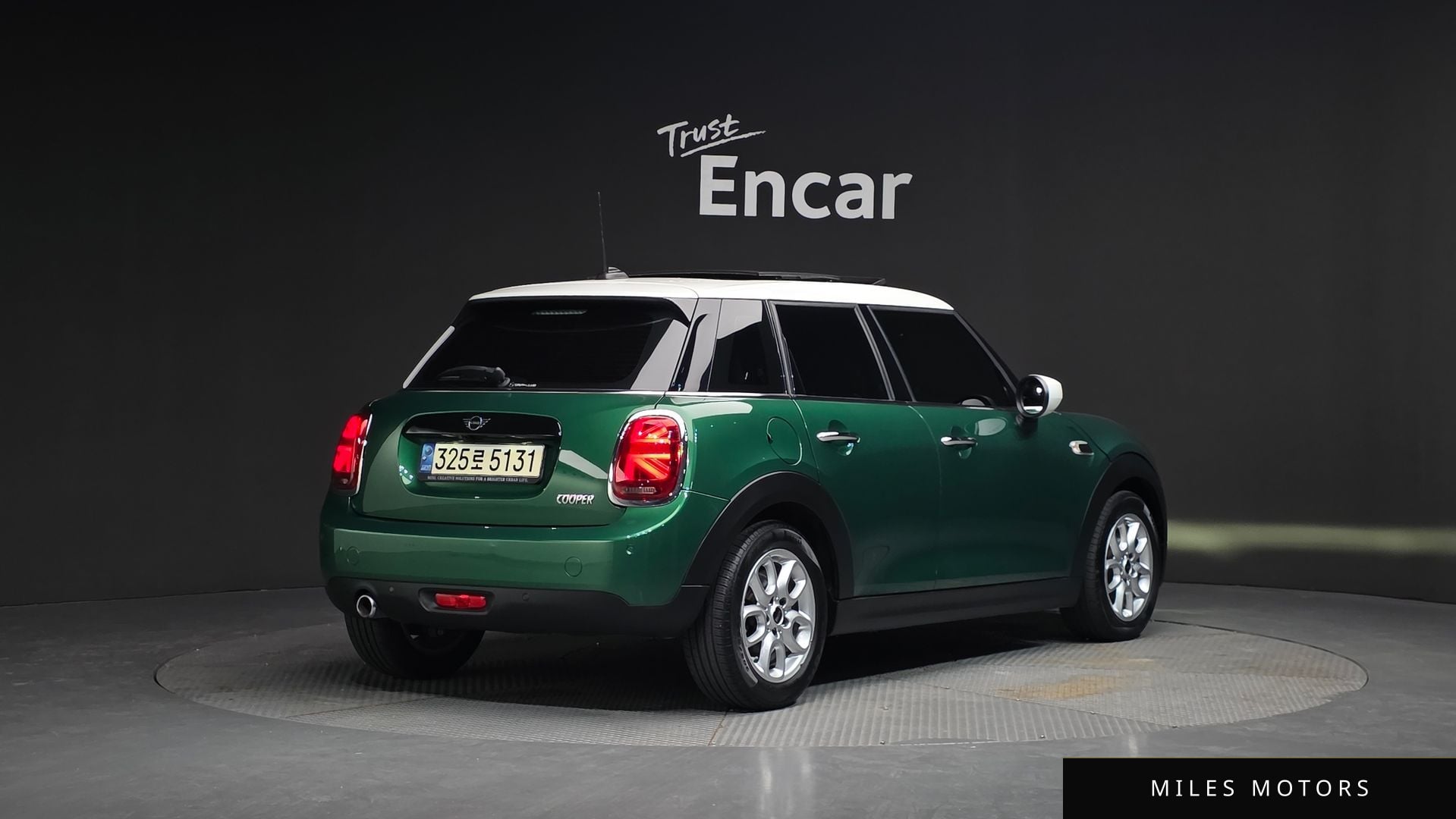 MINI Cooper 2021 — миниатюра 2