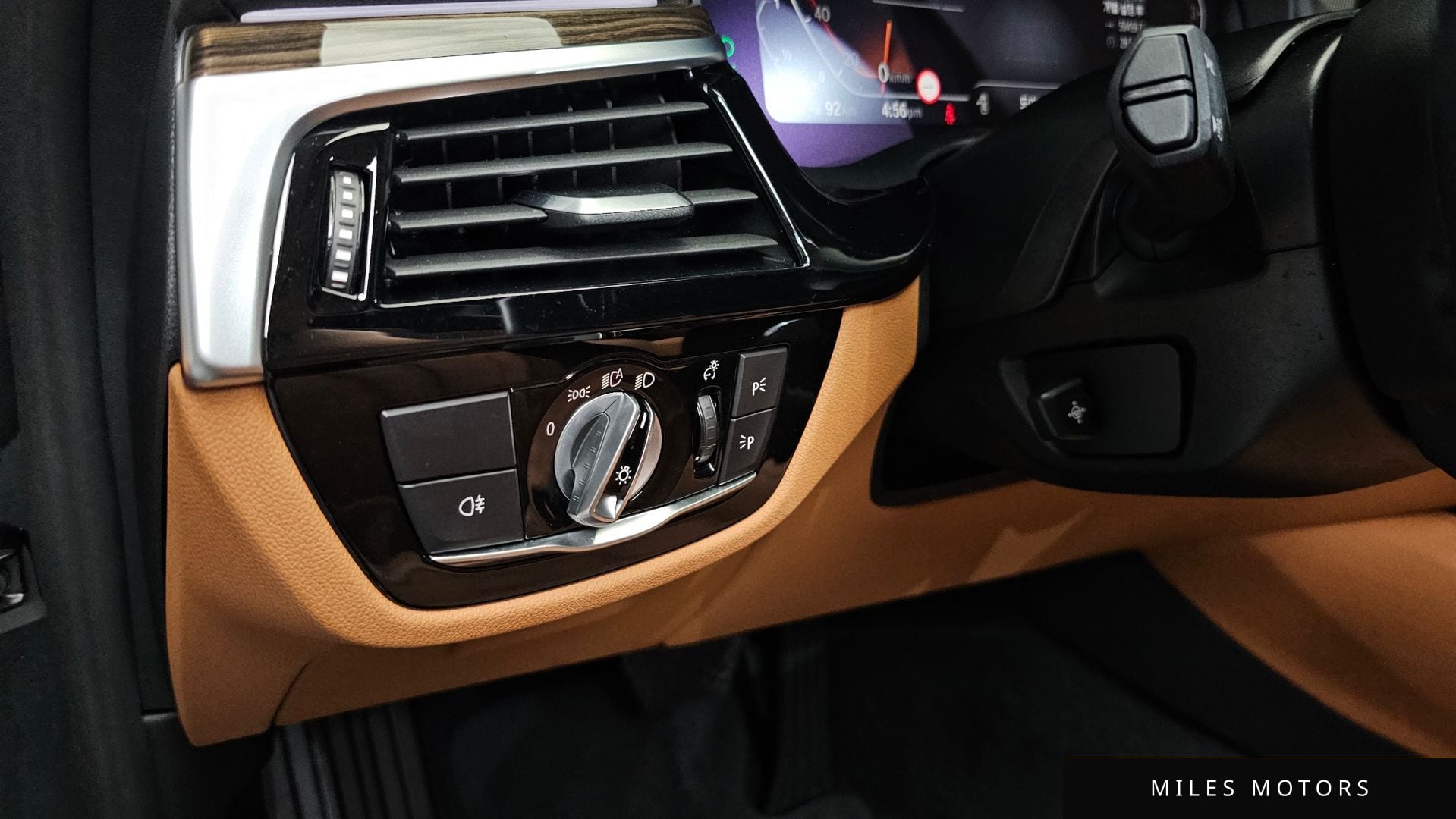 BMW 5시리즈 (G30) 2022 — миниатюра 24