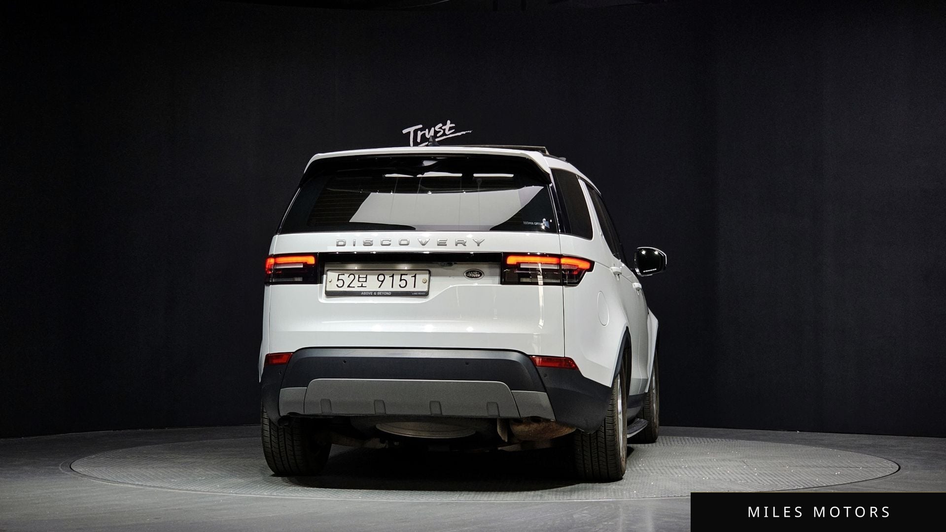 Land Rover Discovery 2018 — миниатюра 4