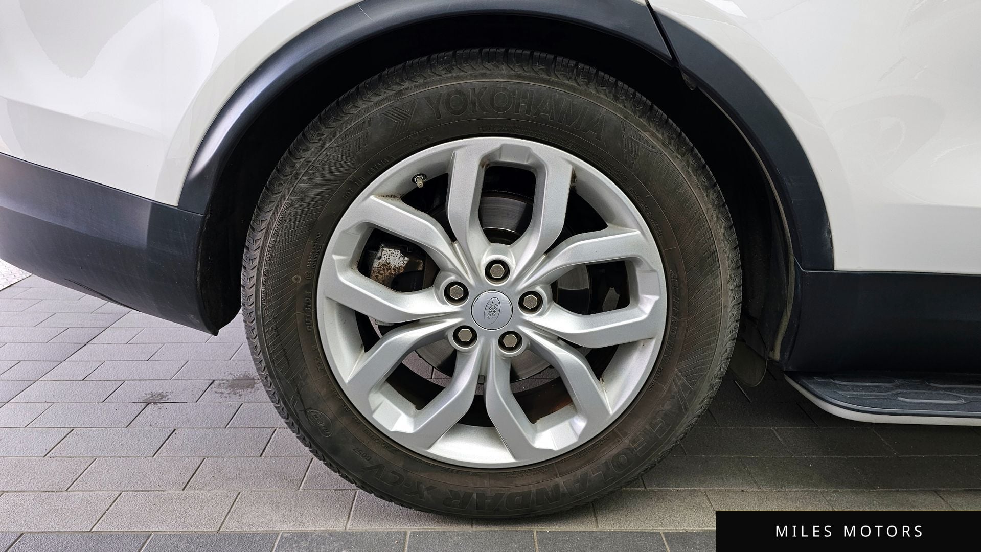 Land Rover Discovery 2018 — миниатюра 5