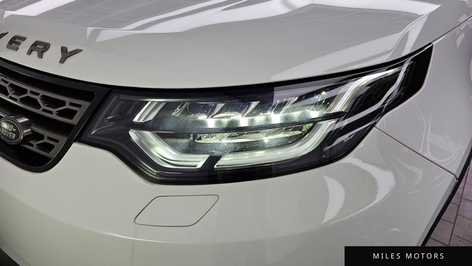 Land Rover Discovery 2018 — миниатюра 8
