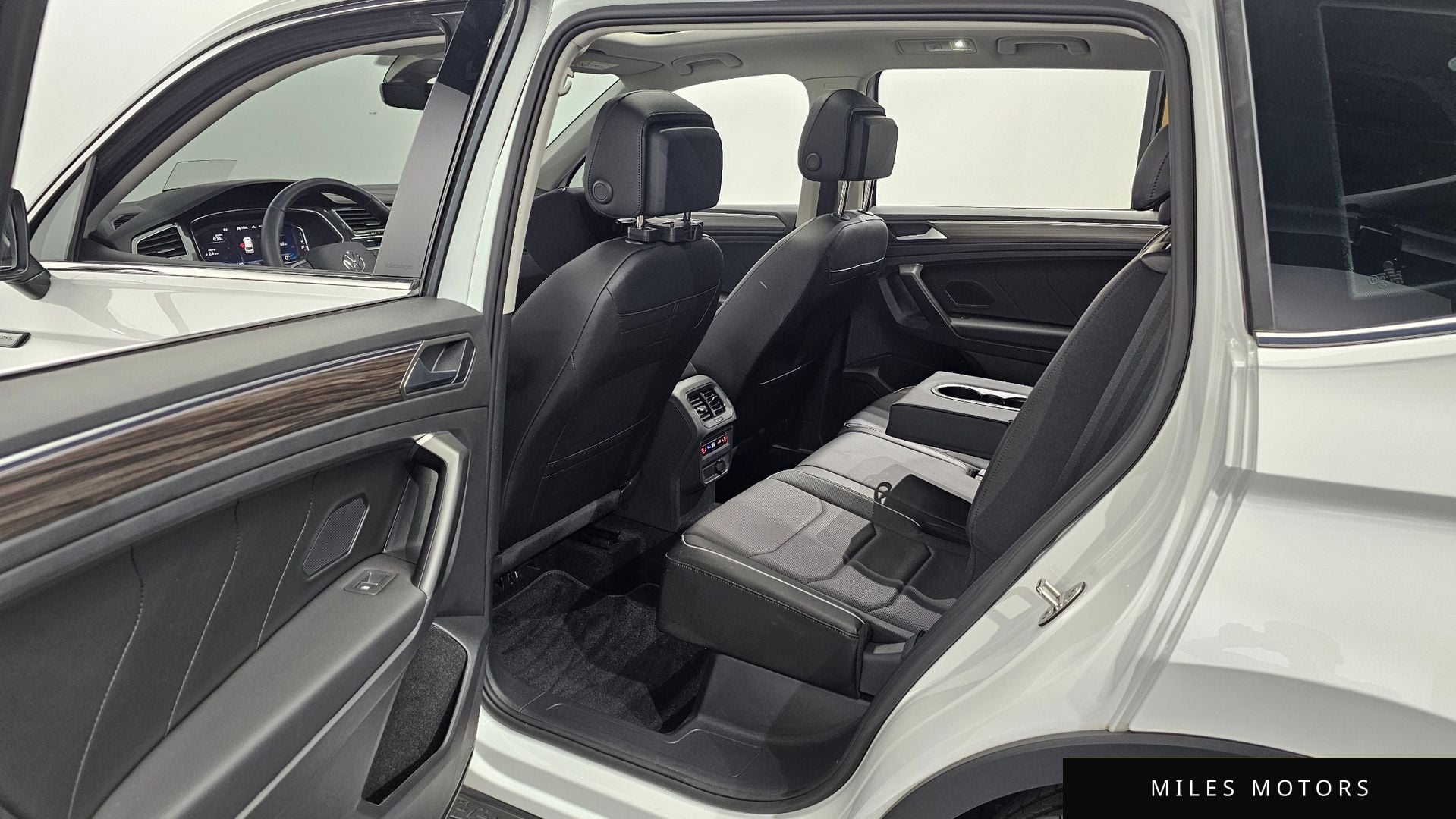 Volkswagen 티구안 올스페이스 2023 — миниатюра 17