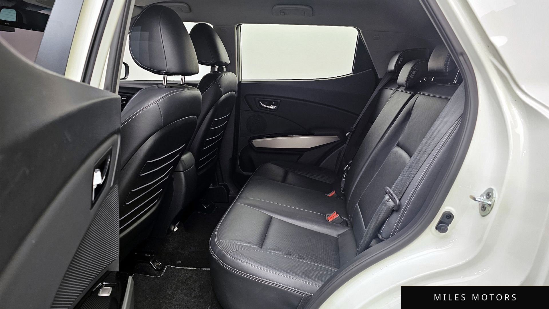 KG Mobility Tivoli 2016 — миниатюра 12