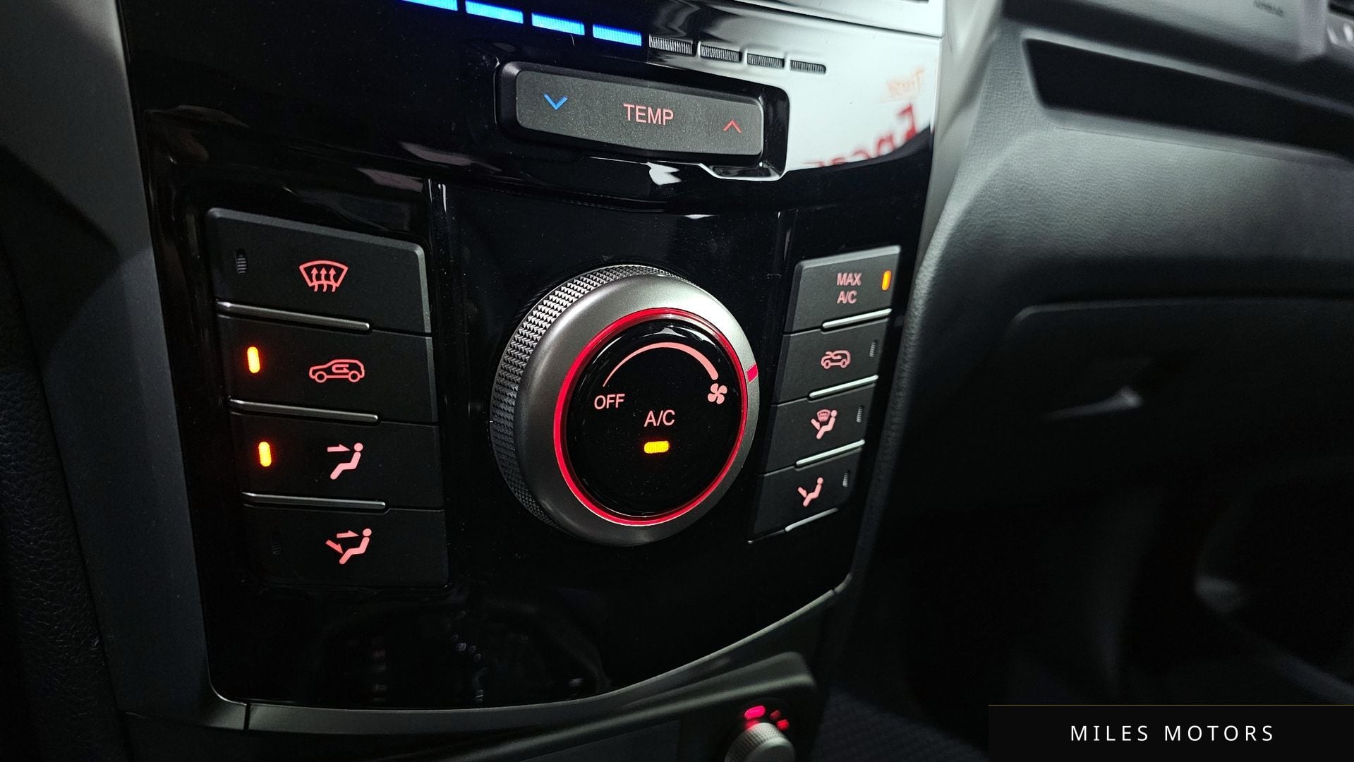 KG Mobility Tivoli 2016 — миниатюра 18