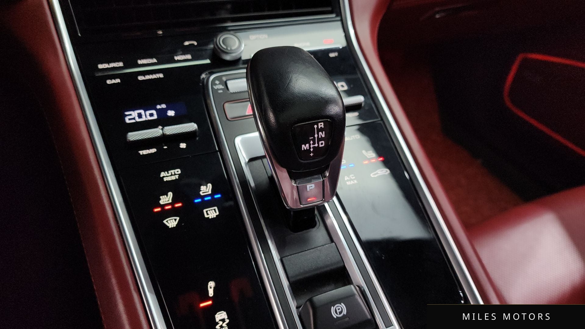 Porsche Panamera 2019 — миниатюра 9