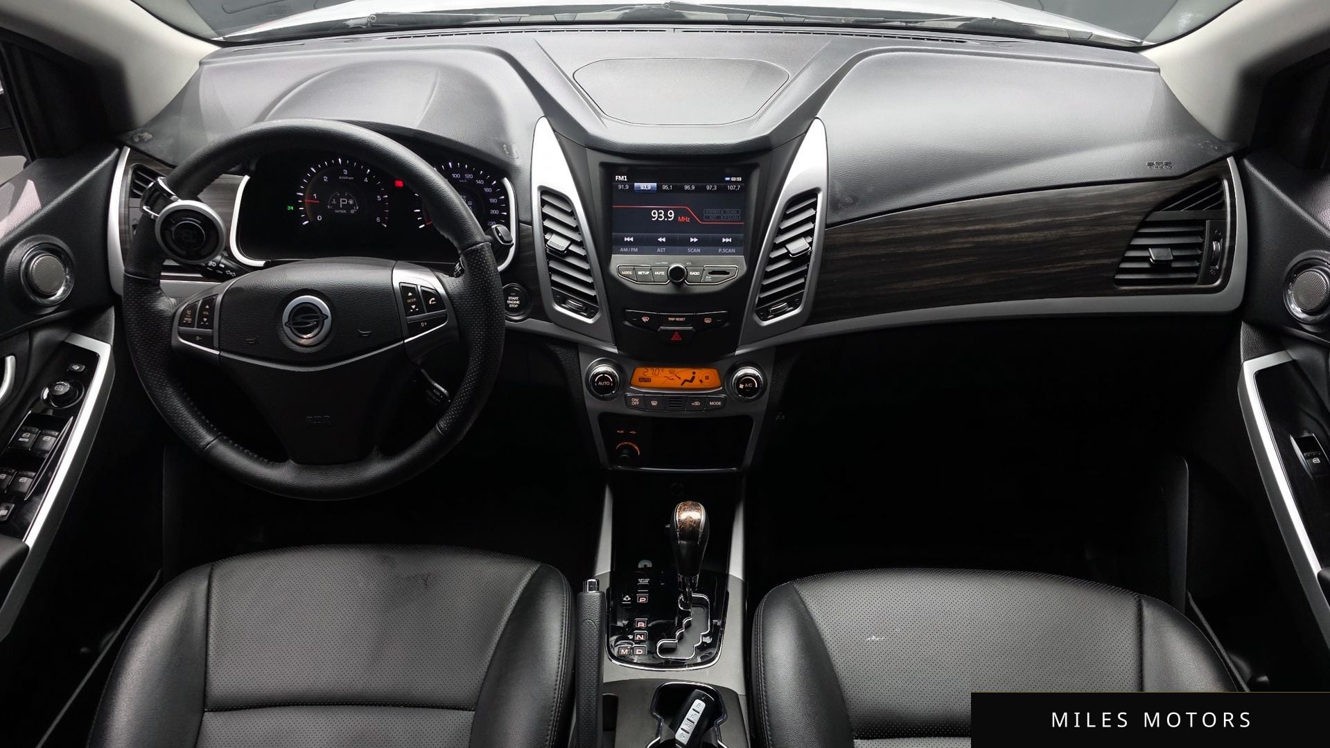 KG Mobility KORANDO 2015 — миниатюра 10