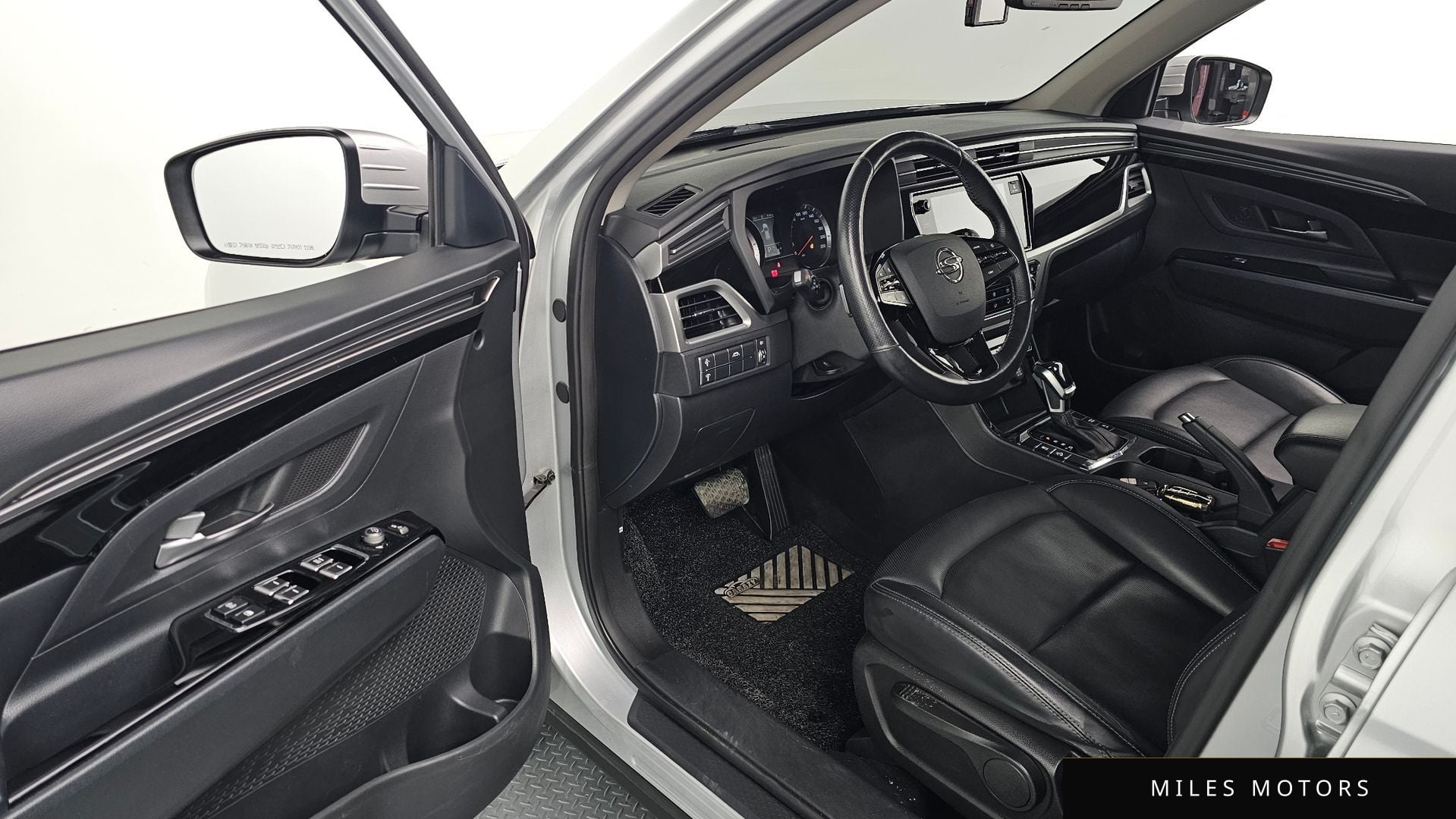 KG Mobility Beautiful Korando 2019 — миниатюра 13