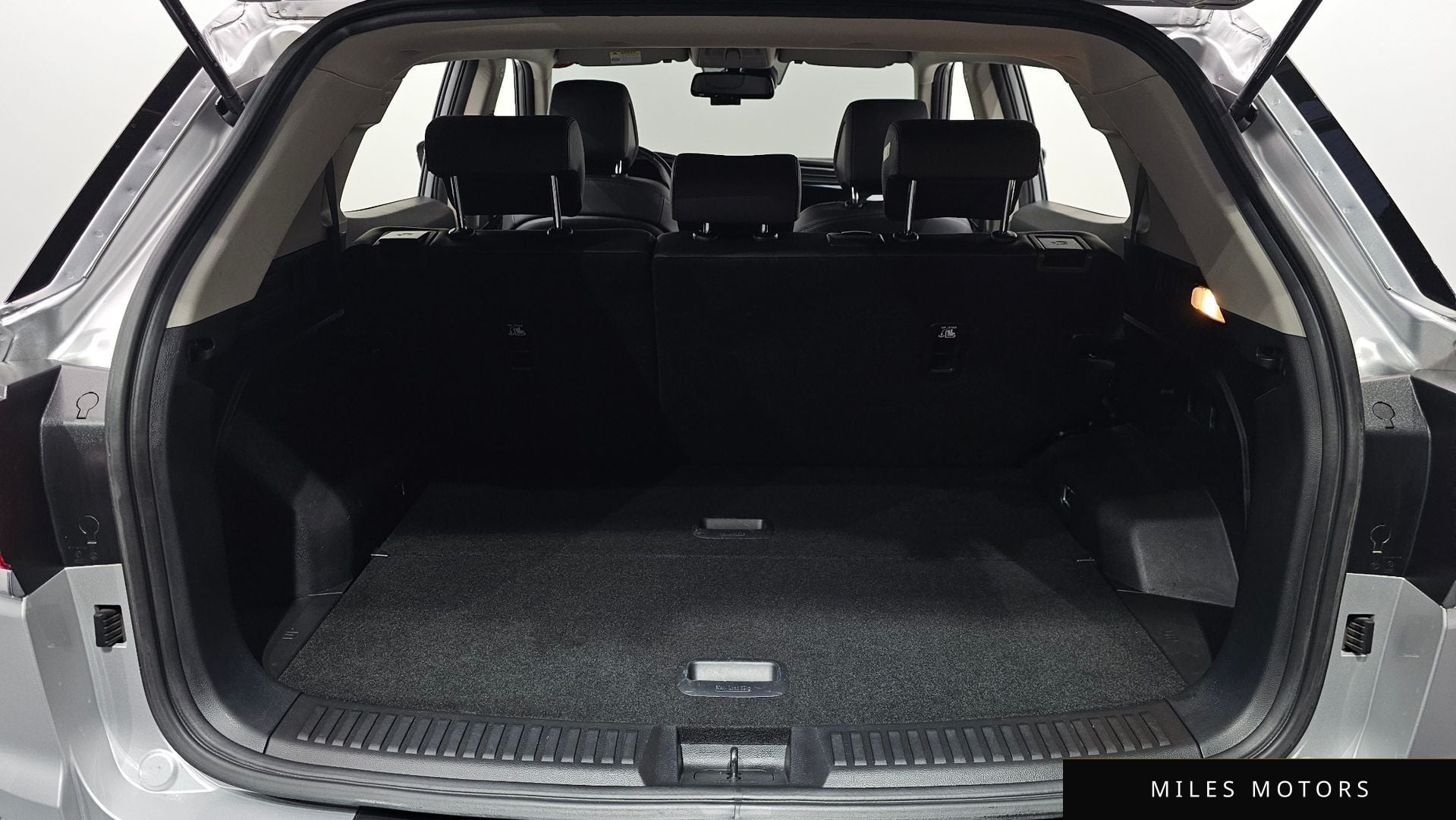 KG Mobility Beautiful Korando 2019 — миниатюра 26
