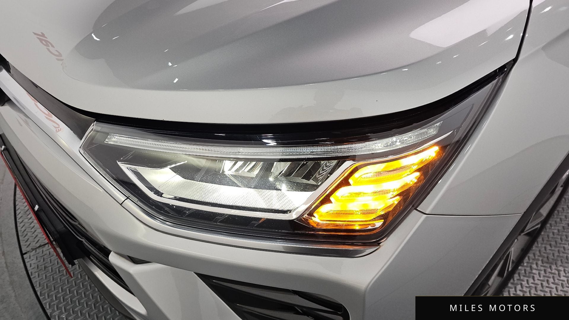 KG Mobility Beautiful Korando 2019 — миниатюра 8