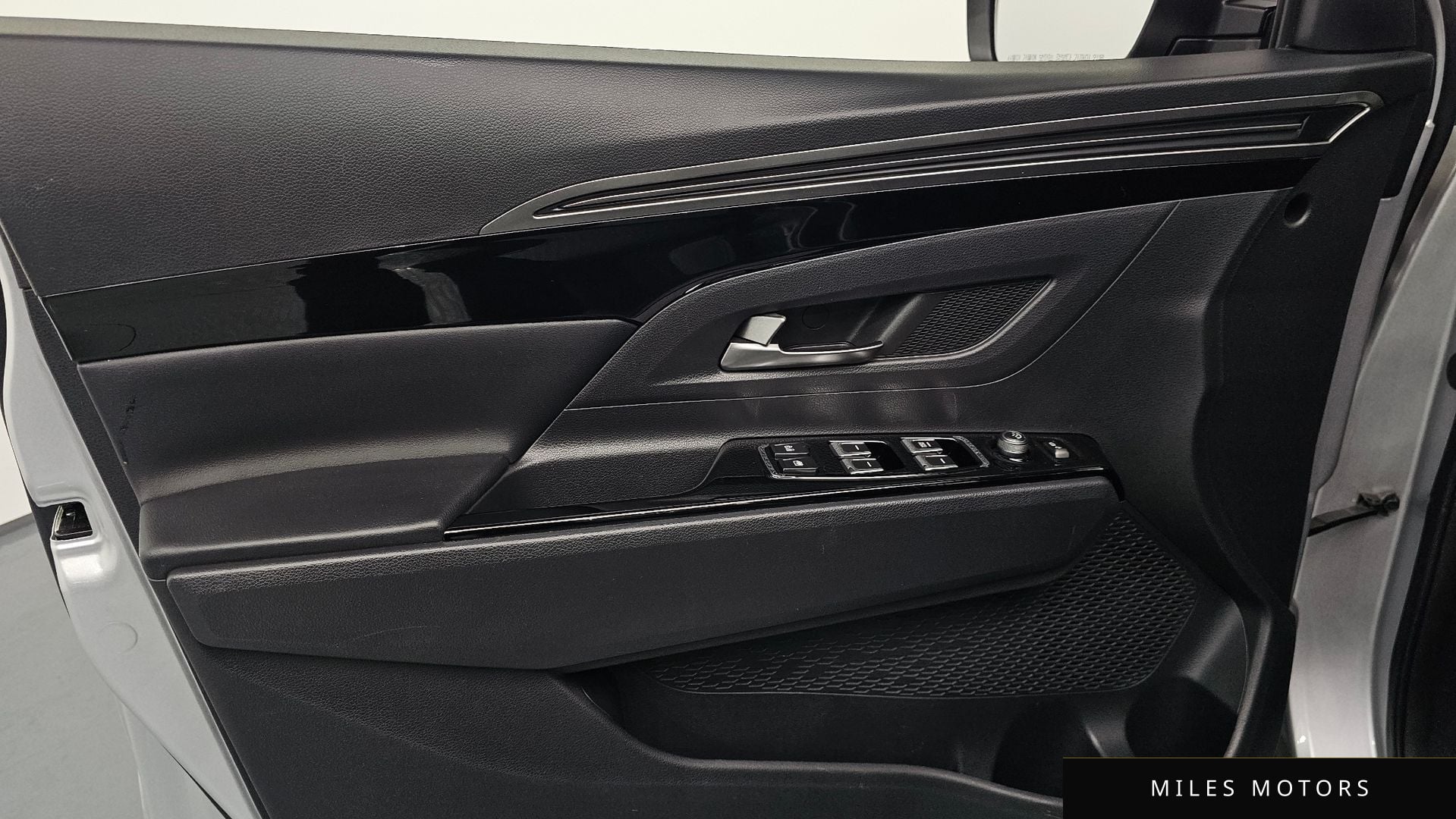 KG Mobility Beautiful Korando 2019 — миниатюра 14