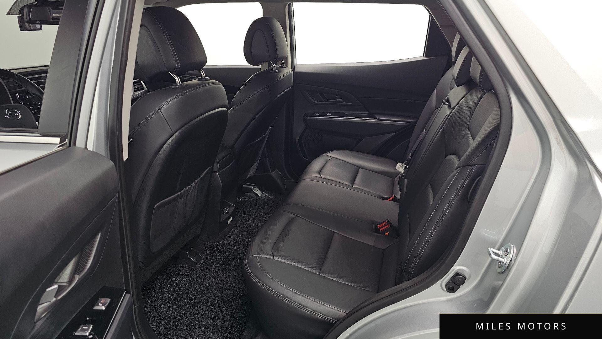 KG Mobility Beautiful Korando 2019 — миниатюра 16