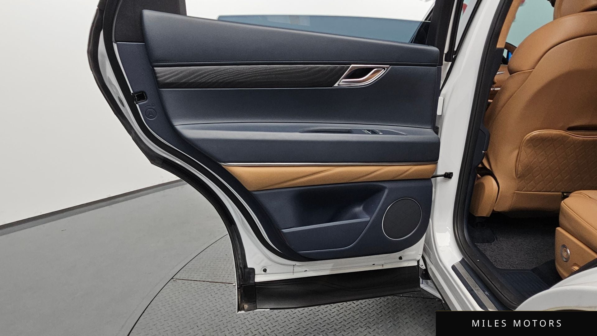 Genesis GV80 2021 — миниатюра 14
