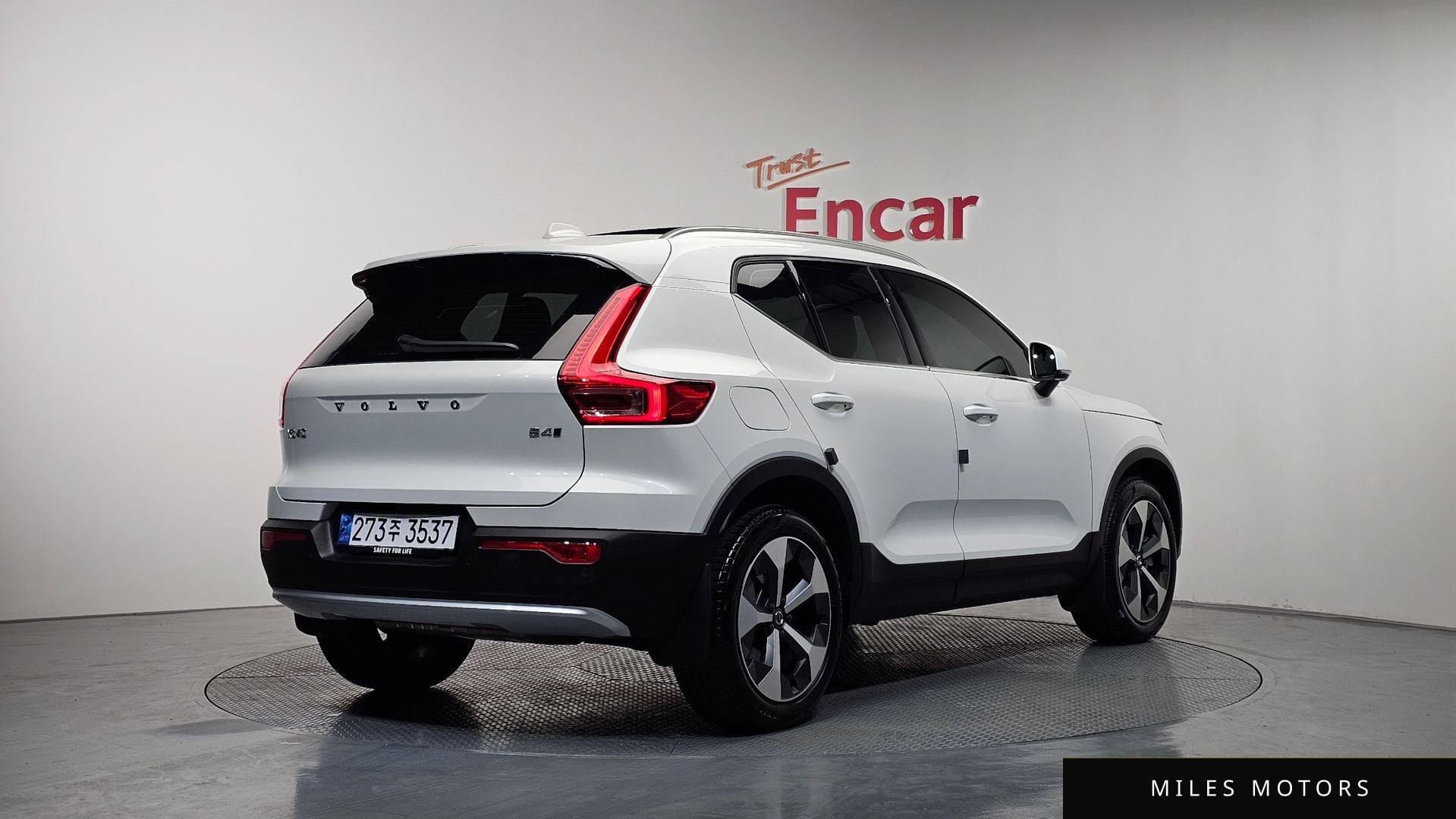 Volvo XC40 2025 — миниатюра 2