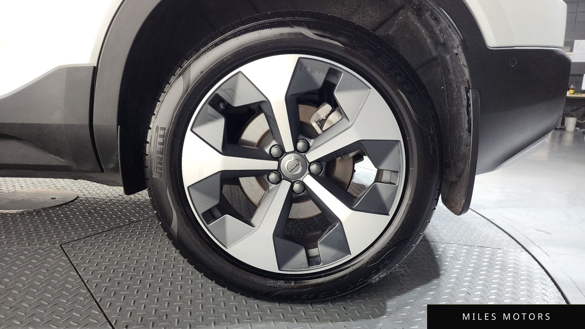 Volvo XC40 2025 — миниатюра 7