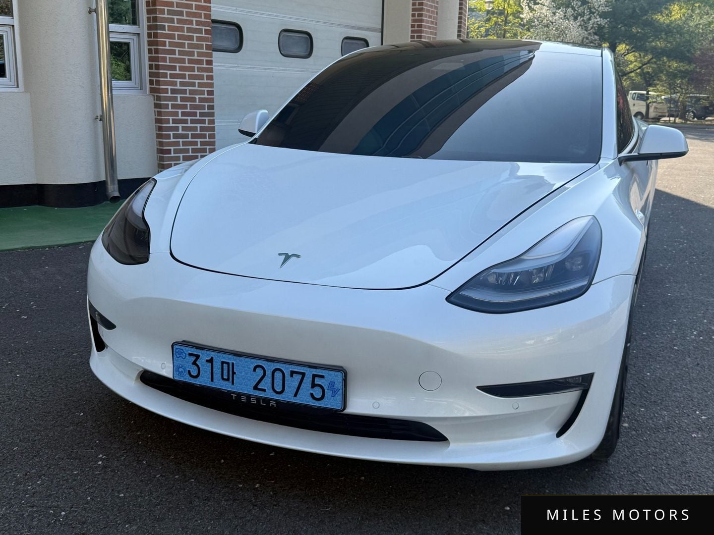 Tesla Model 3 2021 — миниатюра 3