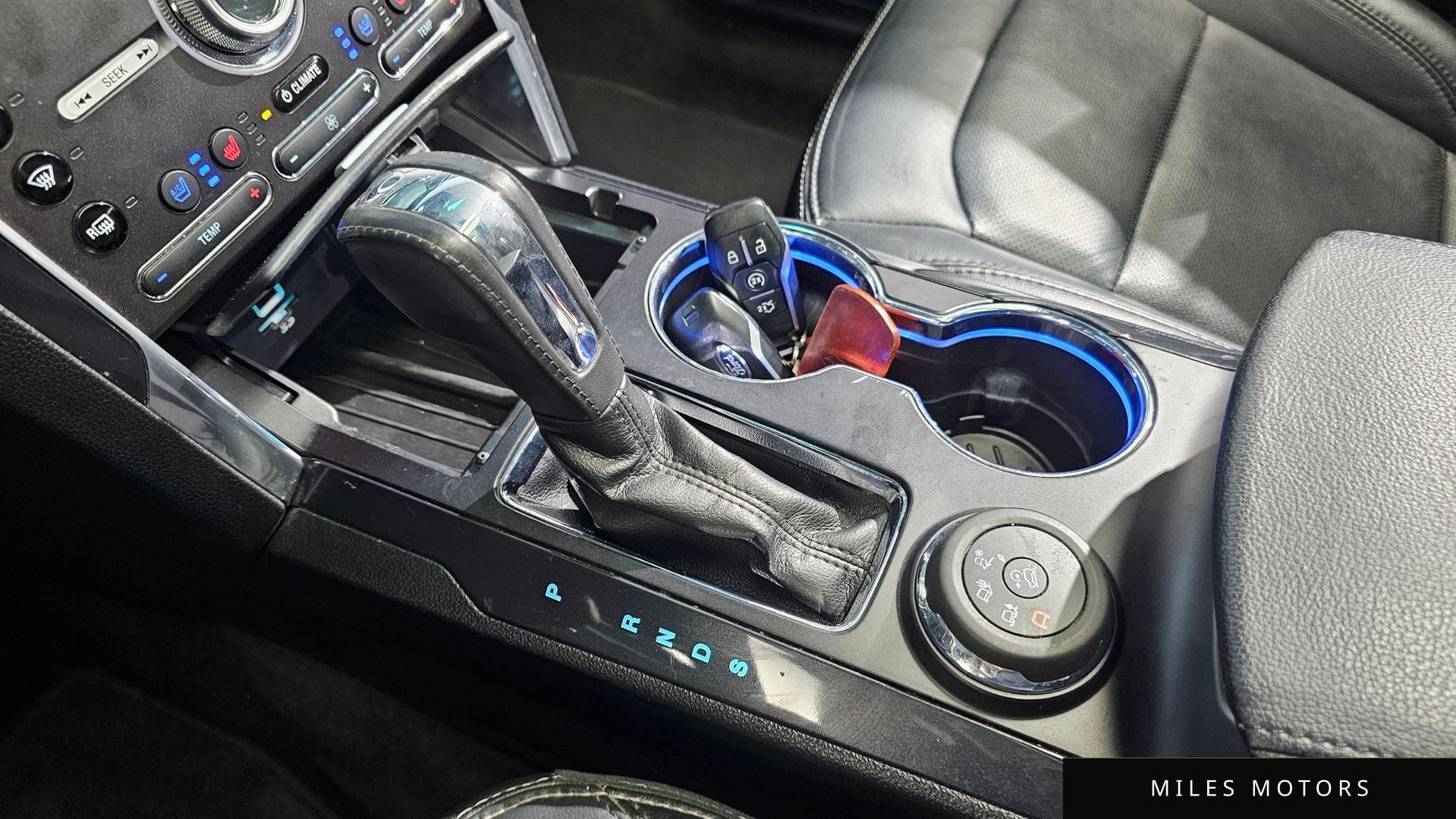 Ford Explorer 2016 — миниатюра 9