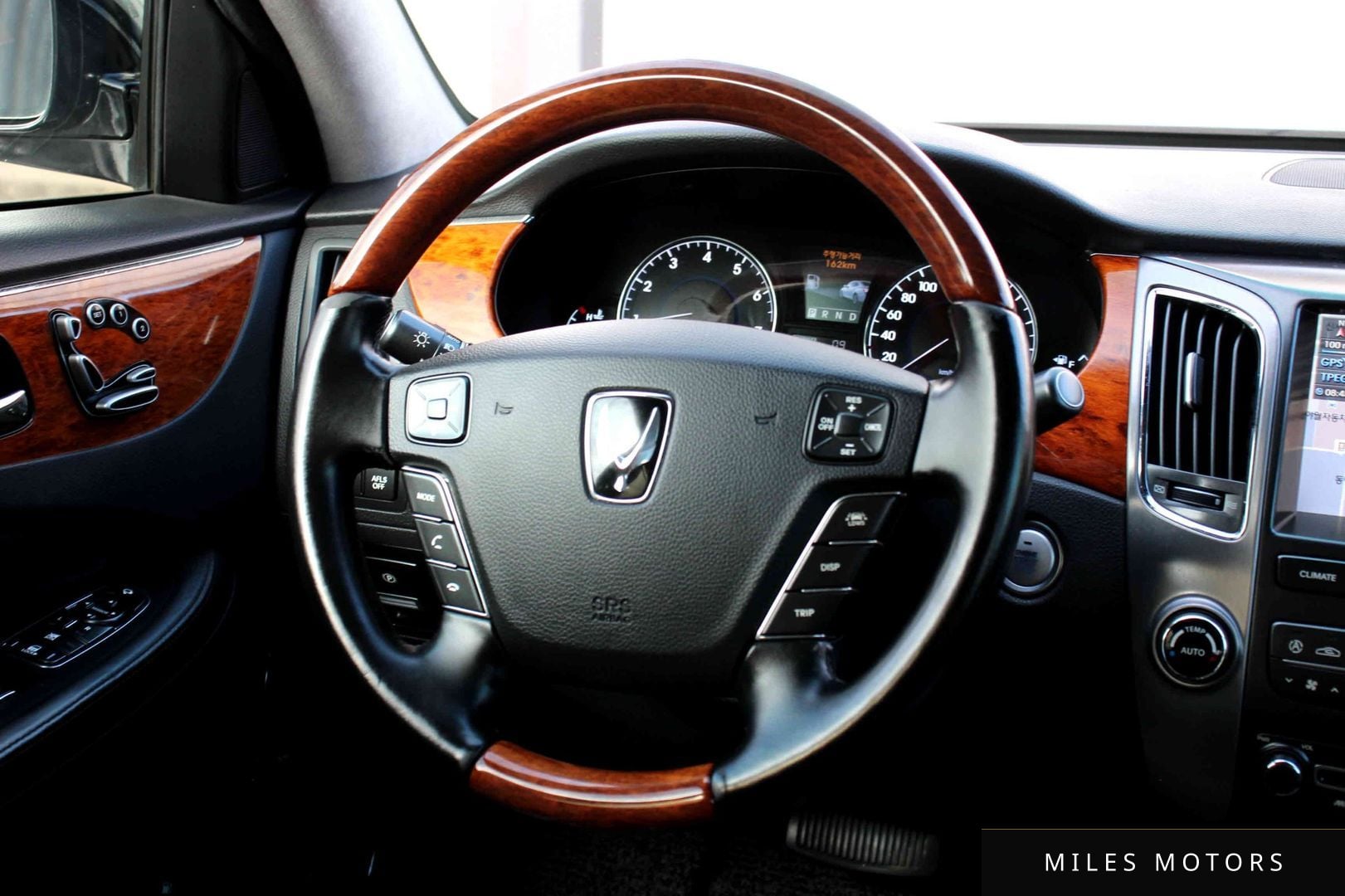 Hyundai 에쿠스(신형) 2011 — миниатюра 12