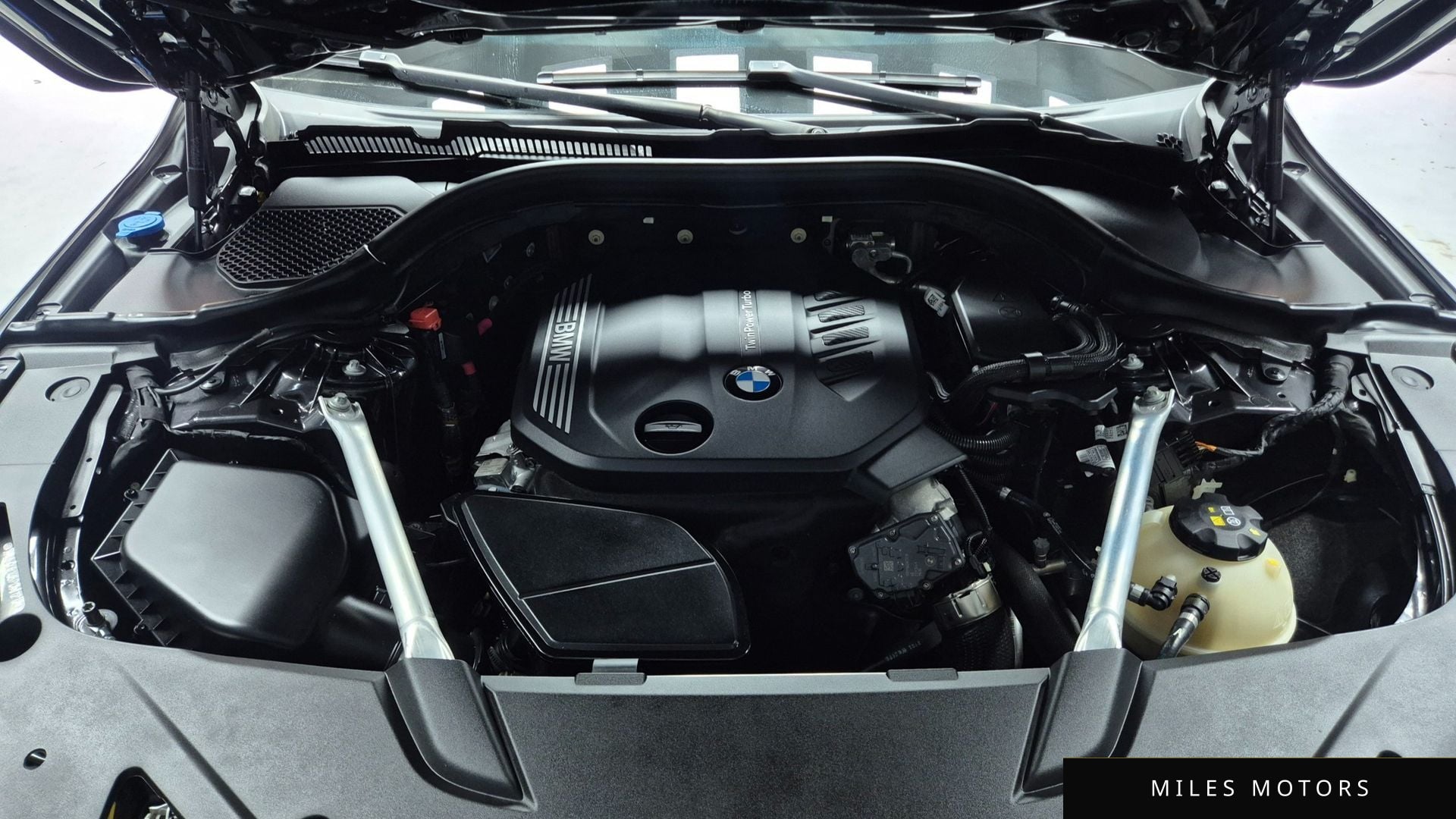 BMW 6 Series GT (G32) 2023 — миниатюра 6