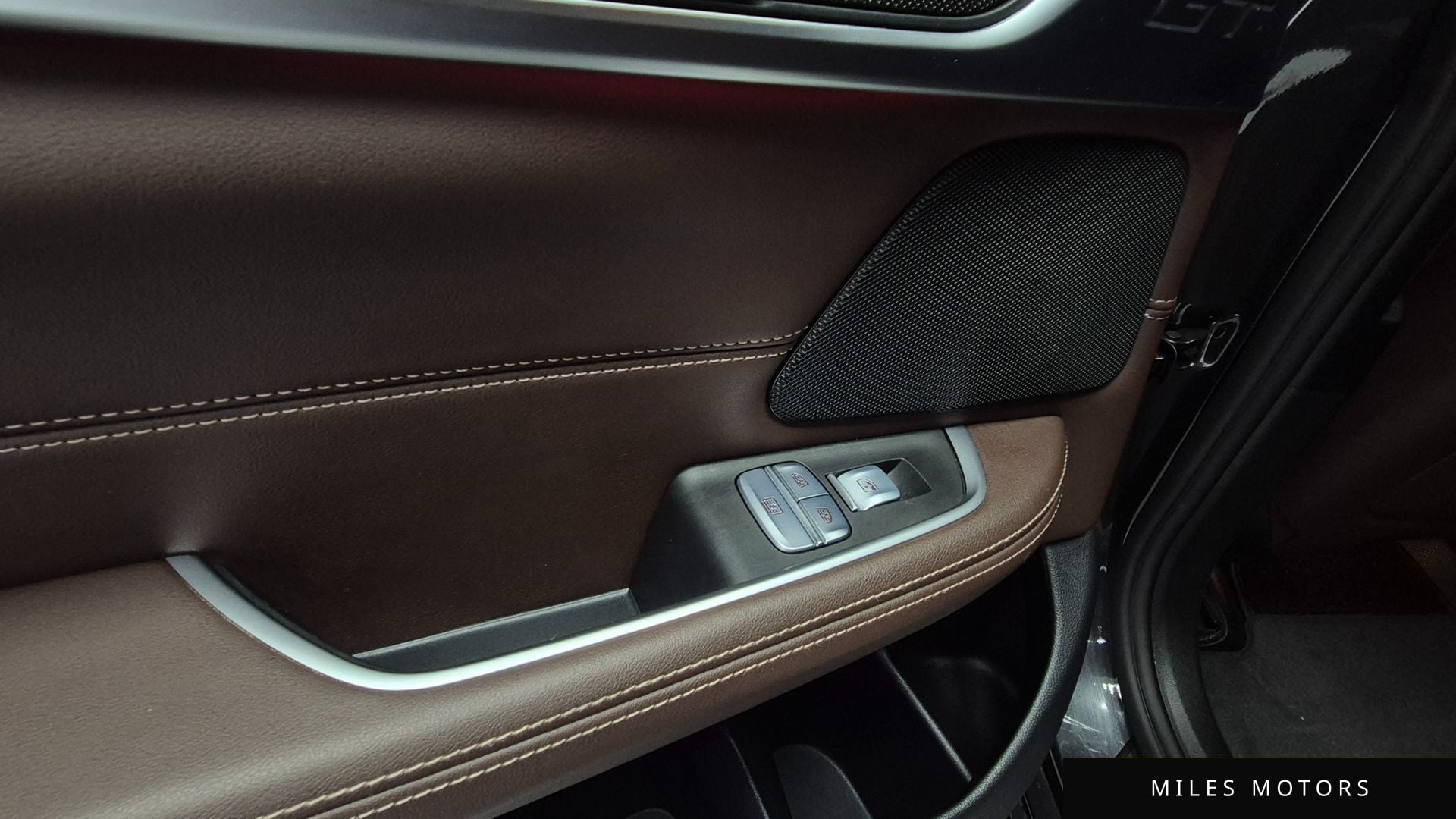 BMW 6 Series GT (G32) 2023 — миниатюра 17