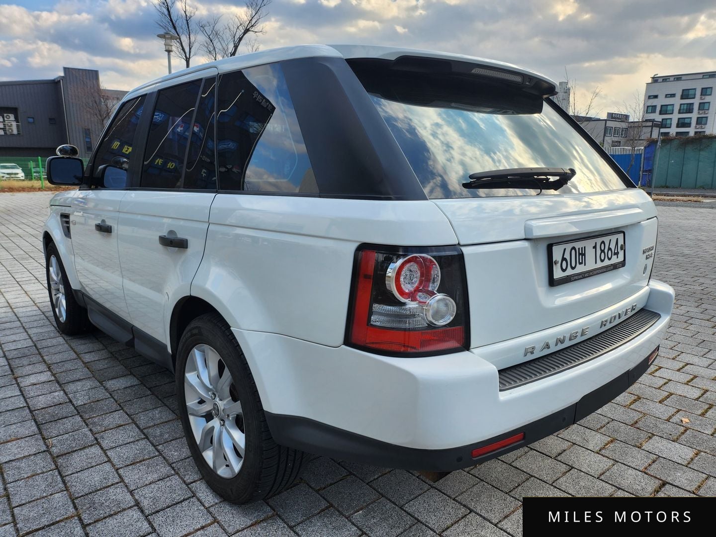 Land Rover Range Rover Sport 2011 — миниатюра 7
