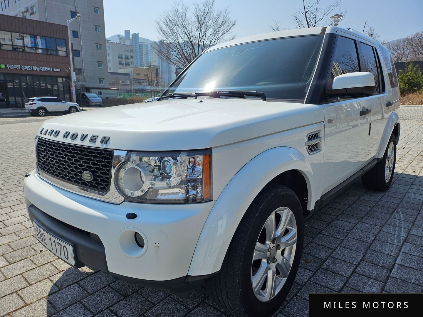 Land Rover Discovery 2013 — миниатюра 2