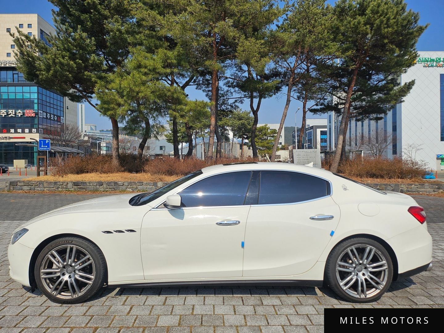 Maserati Ghibli 2014 — миниатюра 4