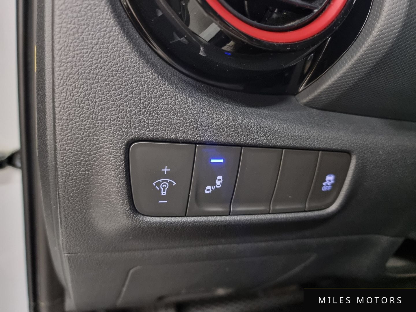 Hyundai Kona 2018 — миниатюра 15
