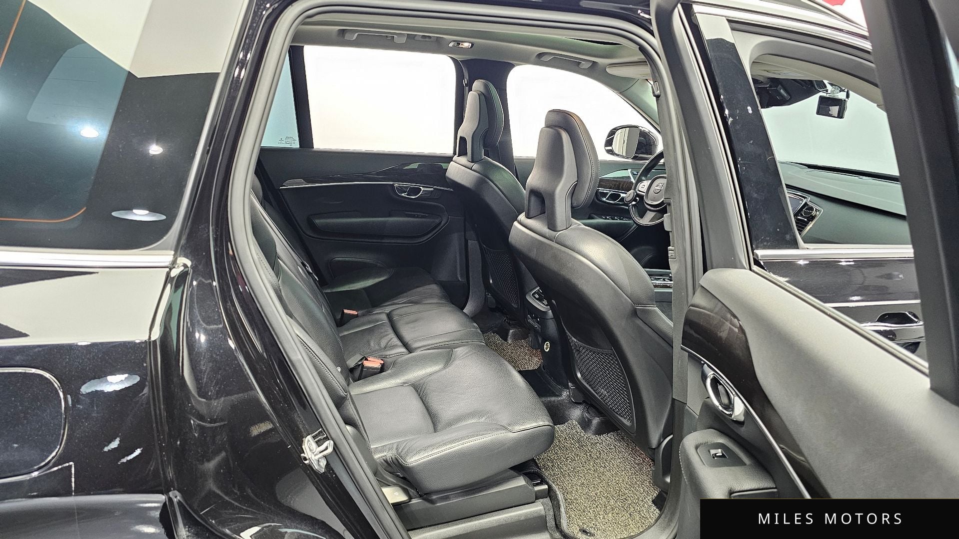 Volvo XC90 2017 — миниатюра 12