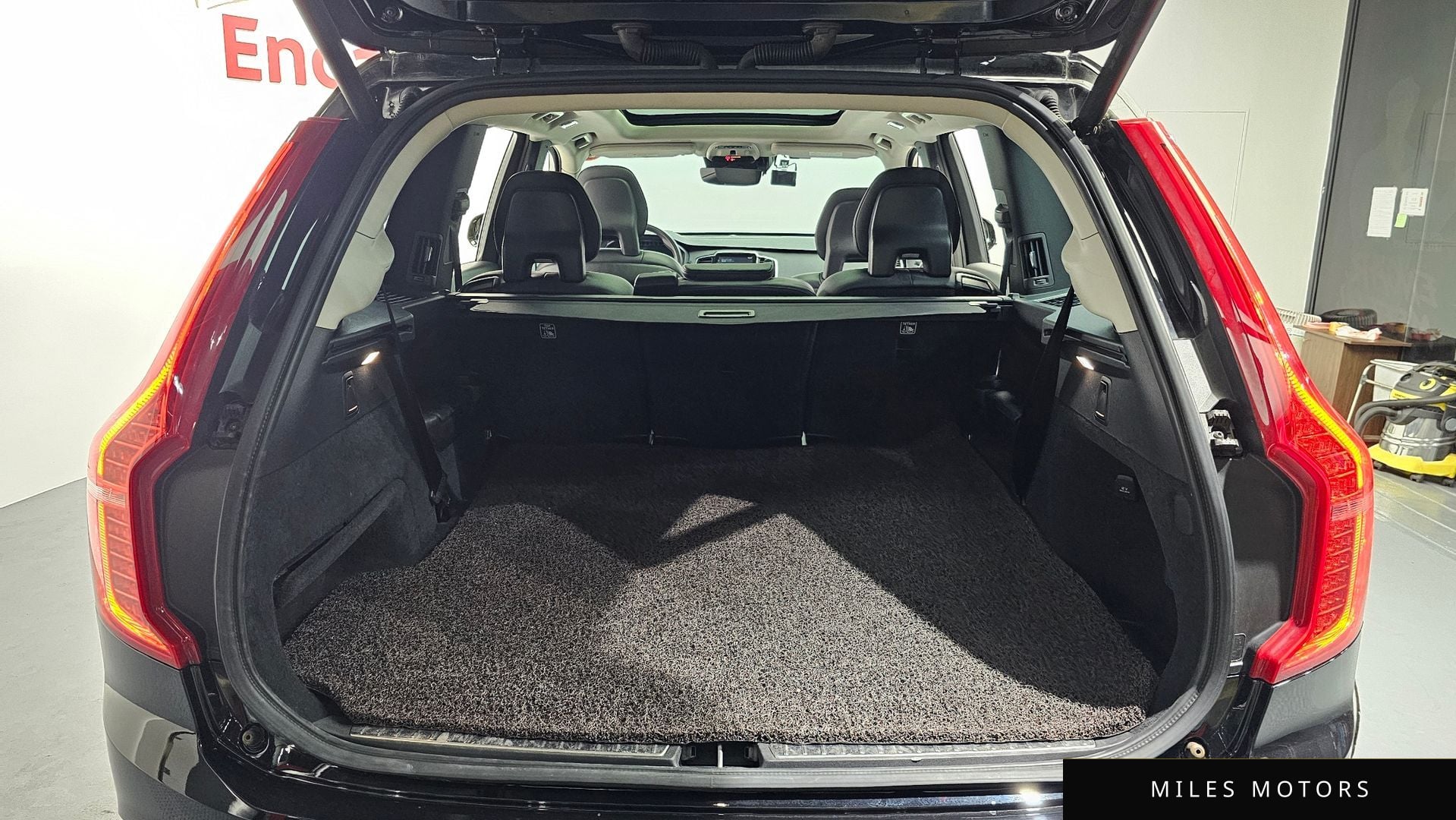 Volvo XC90 2017 — миниатюра 20