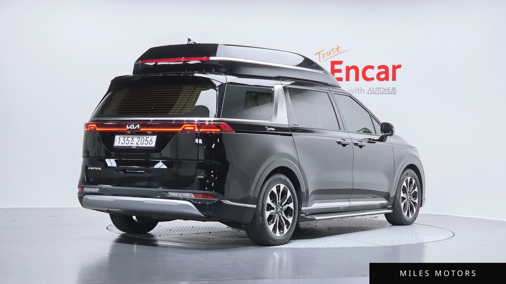 Kia Carnival 2022 — миниатюра 2