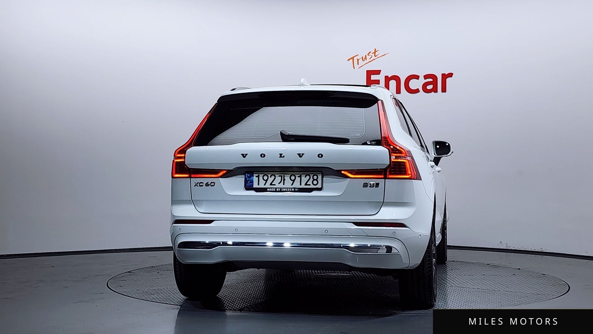 Volvo XC60 2022 — миниатюра 4
