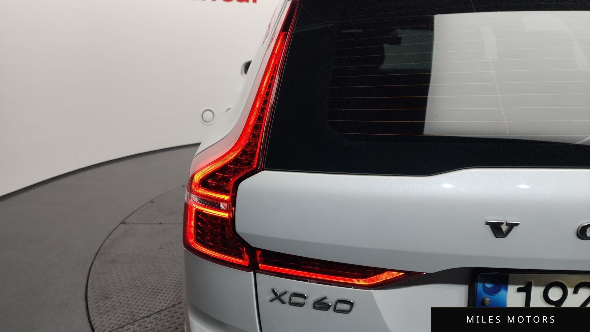 Volvo XC60 2022 — миниатюра 9