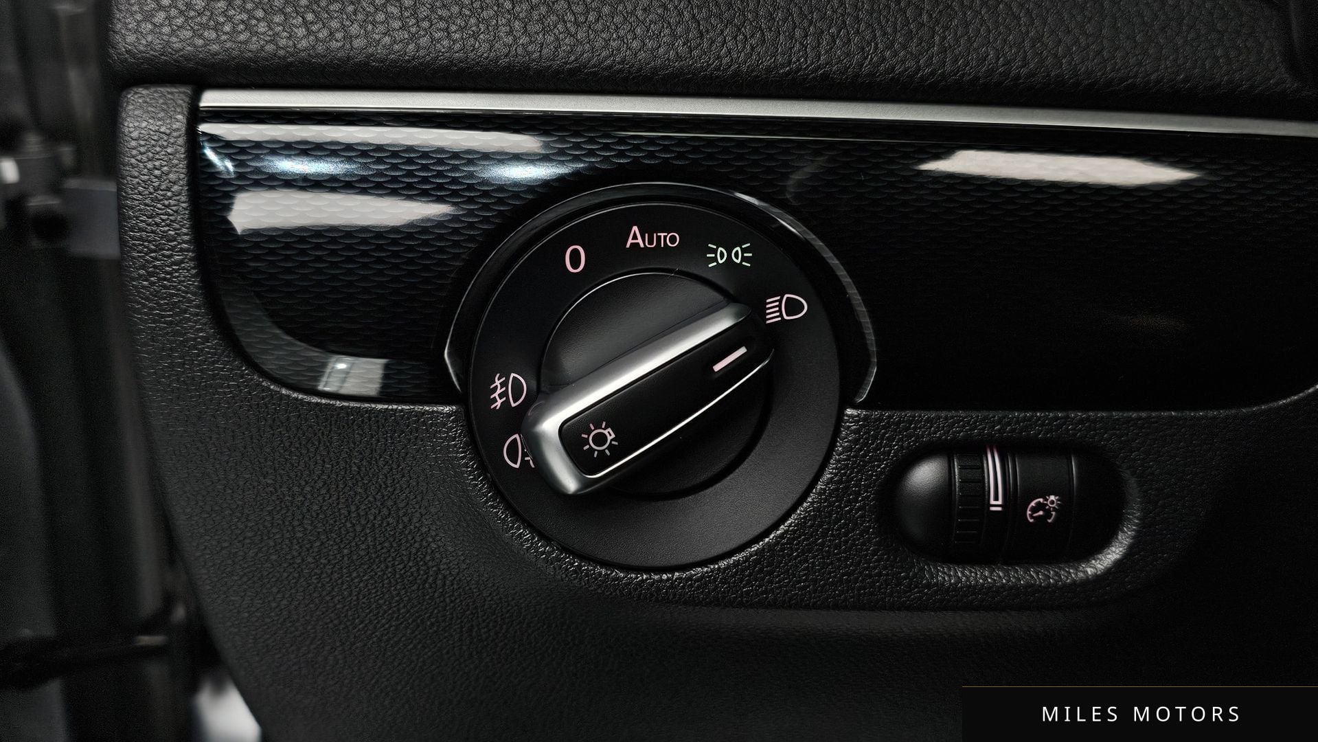 Volkswagen 제타 2015 — миниатюра 14
