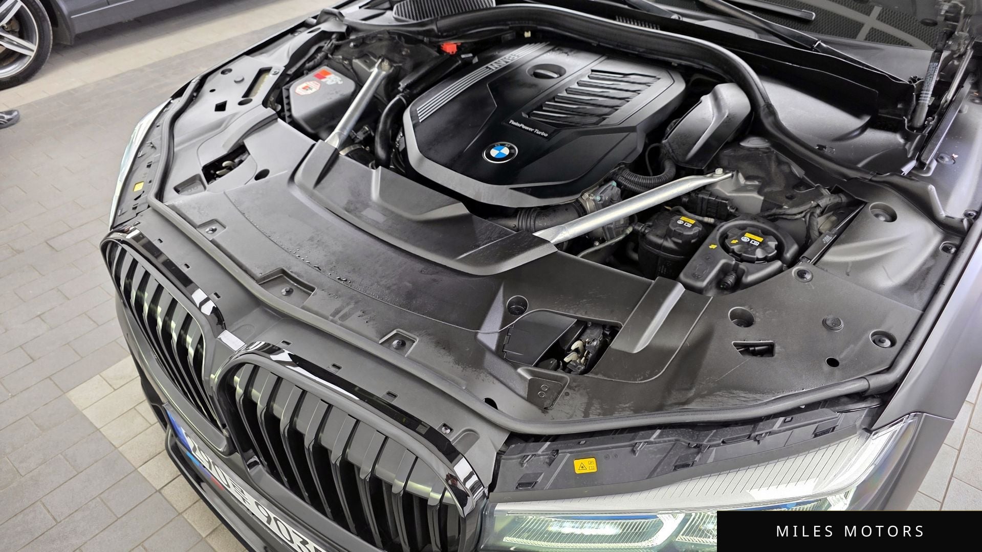 BMW 7 Series (G11) 2021 — миниатюра 6