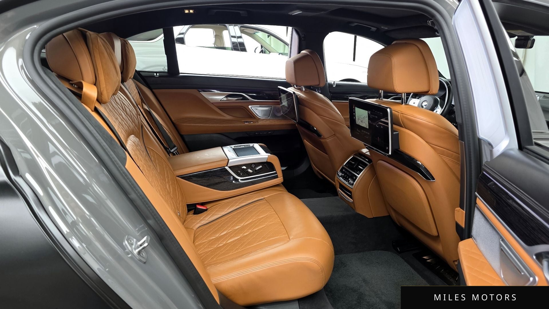 BMW 7 Series (G11) 2021 — миниатюра 12