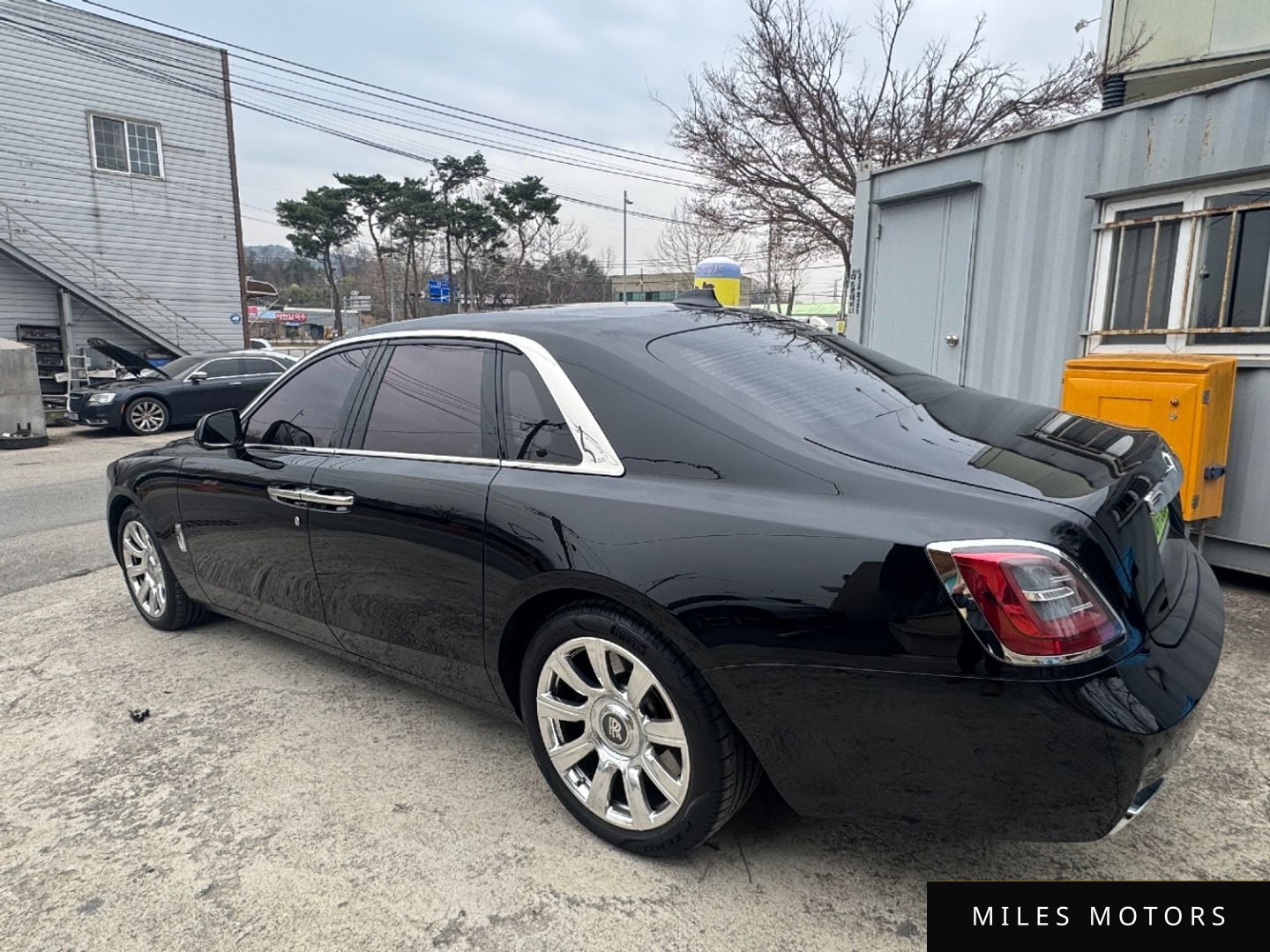 Rolls-Royce 고스트 2023 — миниатюра 4
