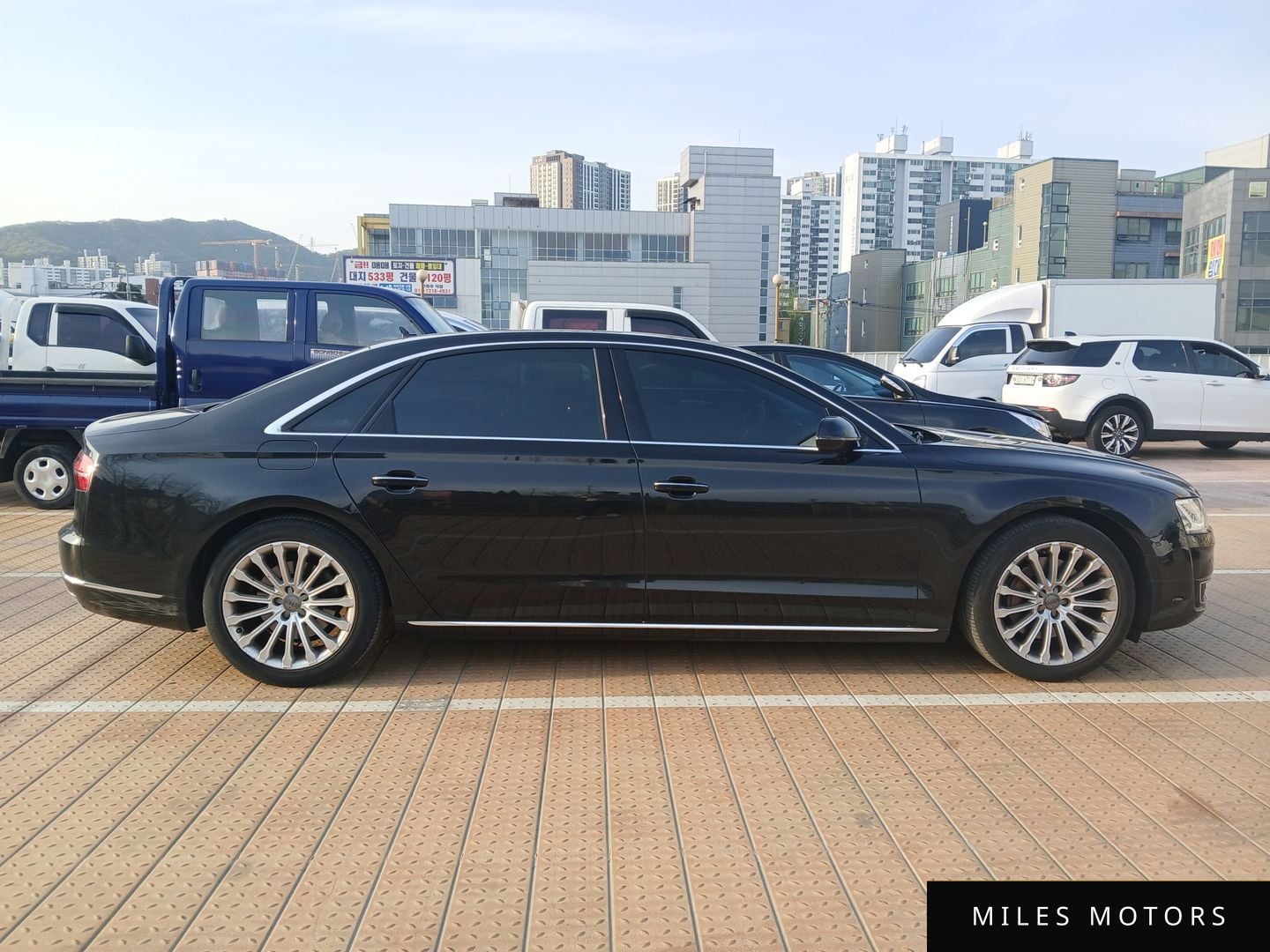 Audi A8 2015 — миниатюра 6