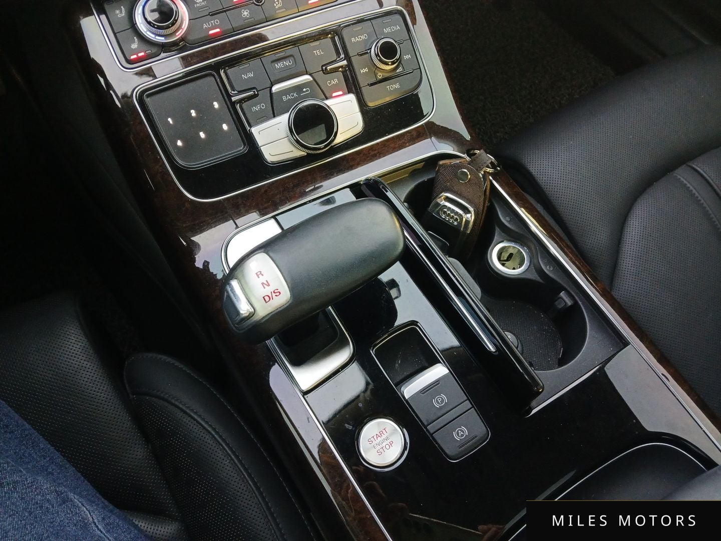 Audi A8 2015 — миниатюра 9